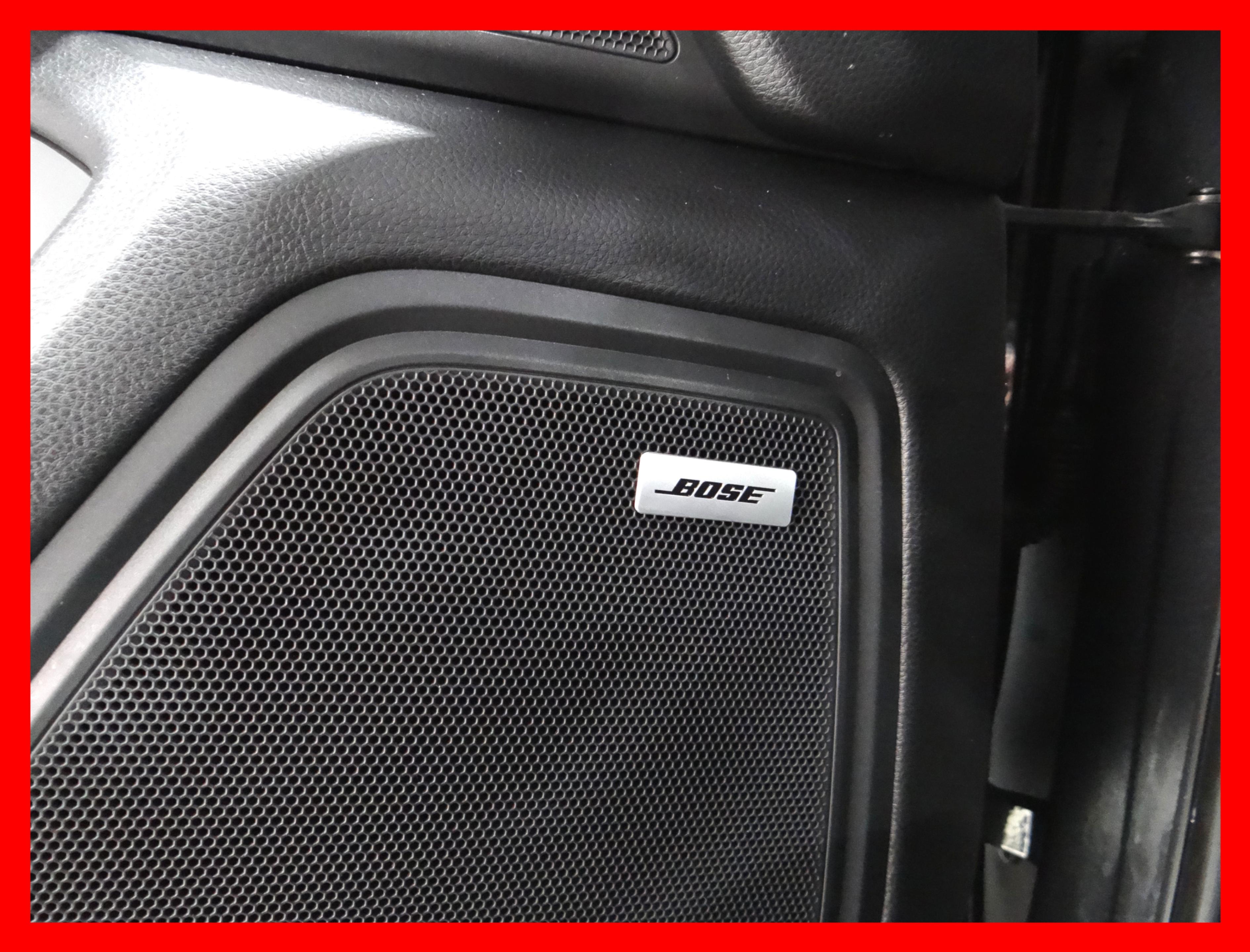 /carconnectiontoronto/2020-Porsche-Macan-22103187330660656.jpg