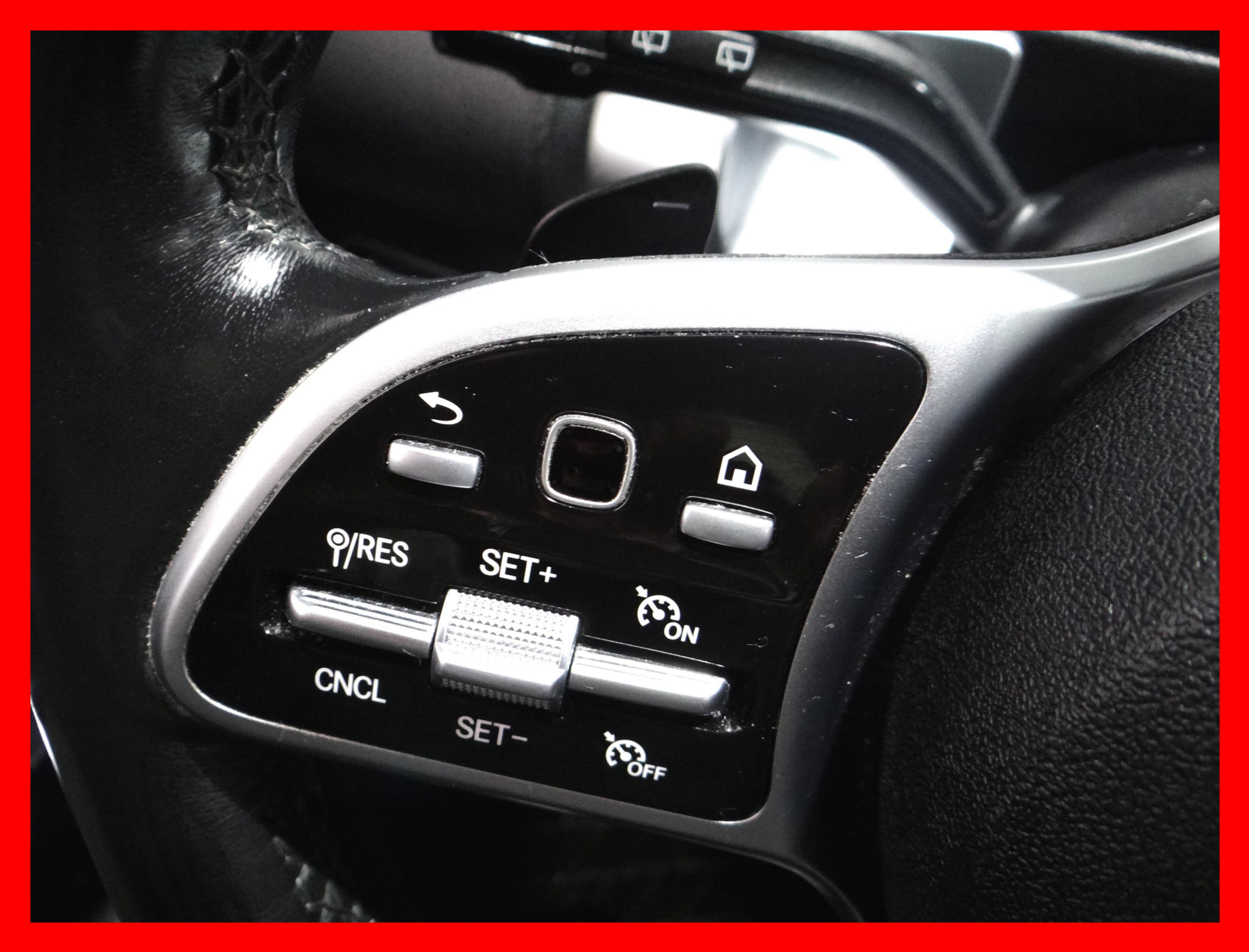 /carconnectiontoronto/2021-Mercedes-Benz-GLB-38775603611390297.jpg