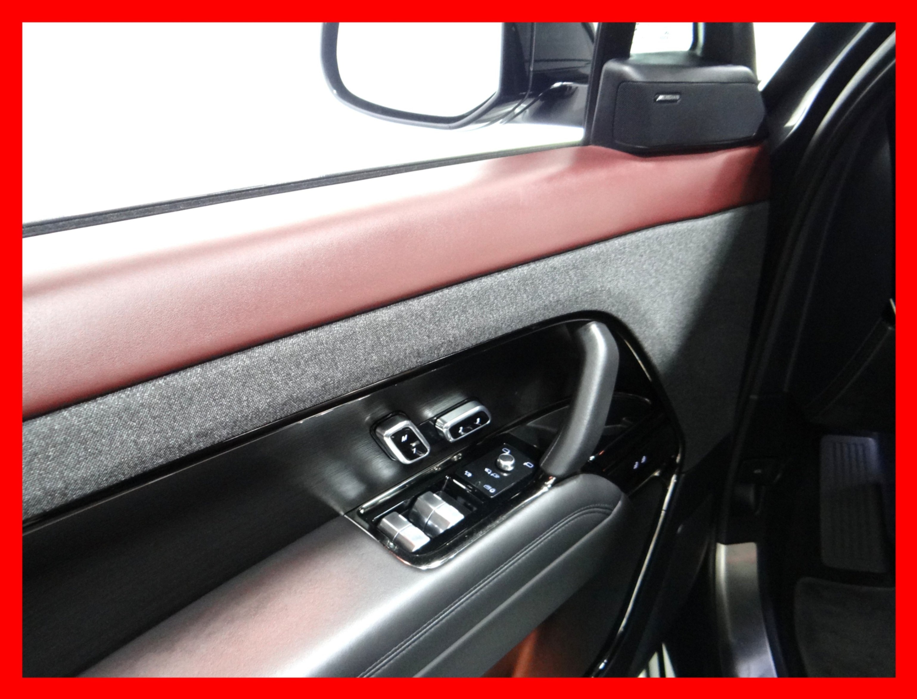 /carconnectiontoronto/2023-LandRover-RangeRover-08229010957402805.jpg