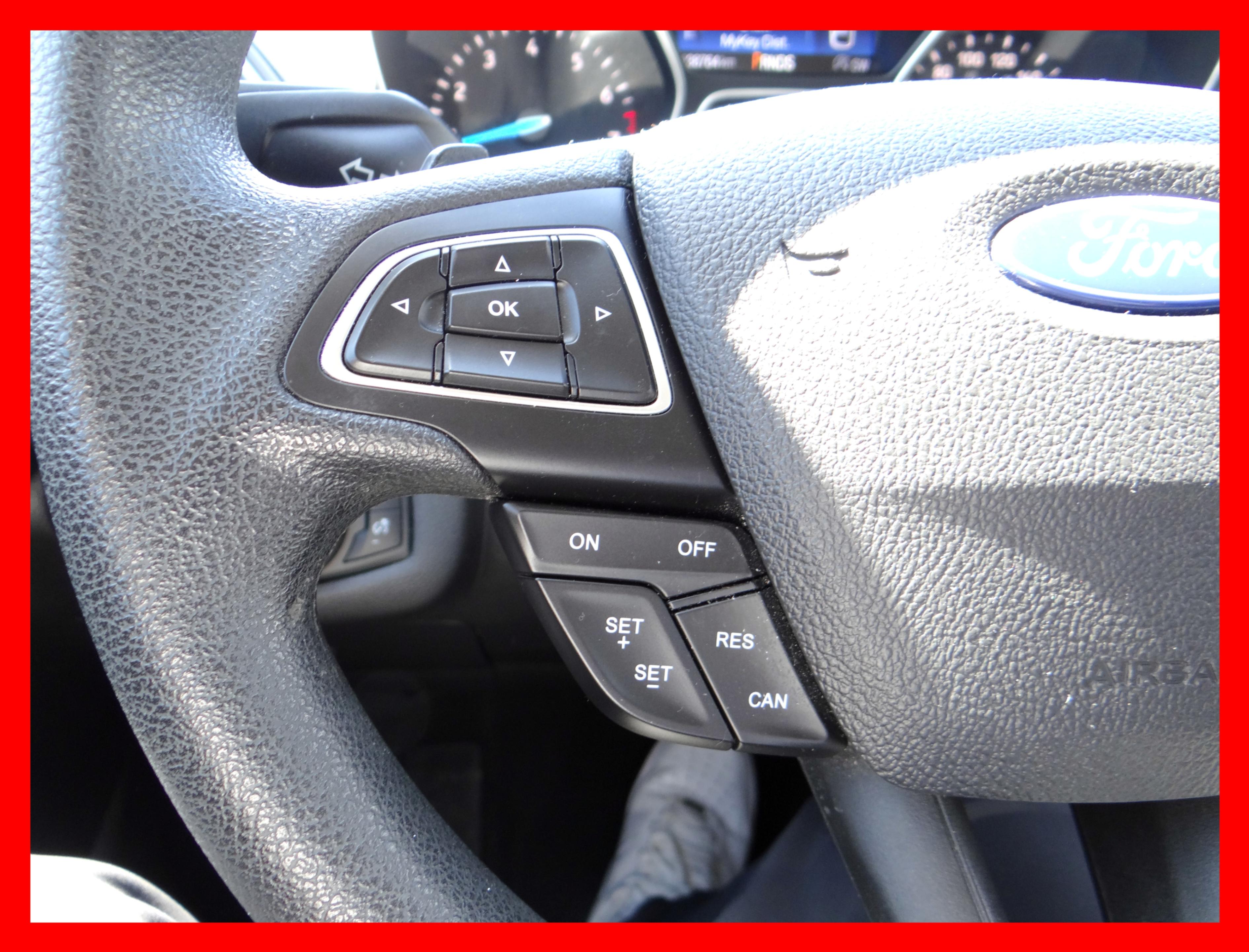 /carconnectiontoronto1/2017-Ford-Escape-29995046552478954.jpg