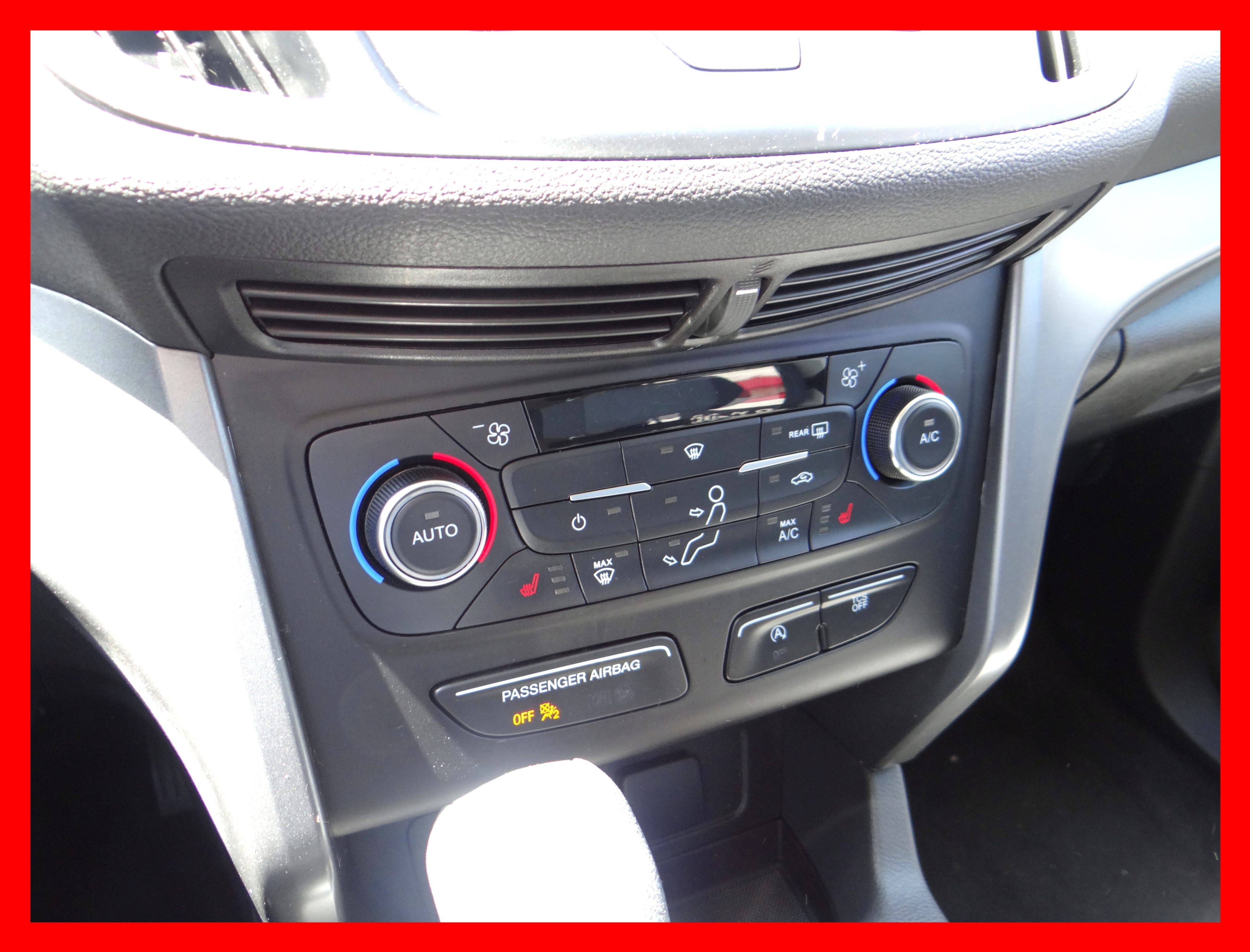 /carconnectiontoronto1/2017-Ford-Escape-6111565942641832.jpg