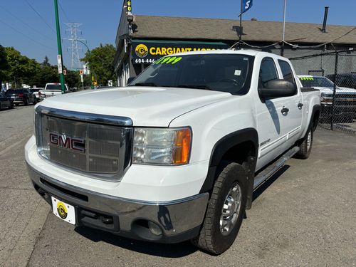 2009 GMC Sierra 2500HD 4X4 SLE Crew Cab 4WD