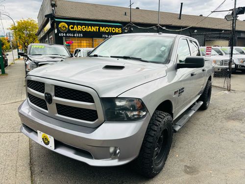 2019 Ram 1500 Classic 4X4 Express 4x4 Crew Cab