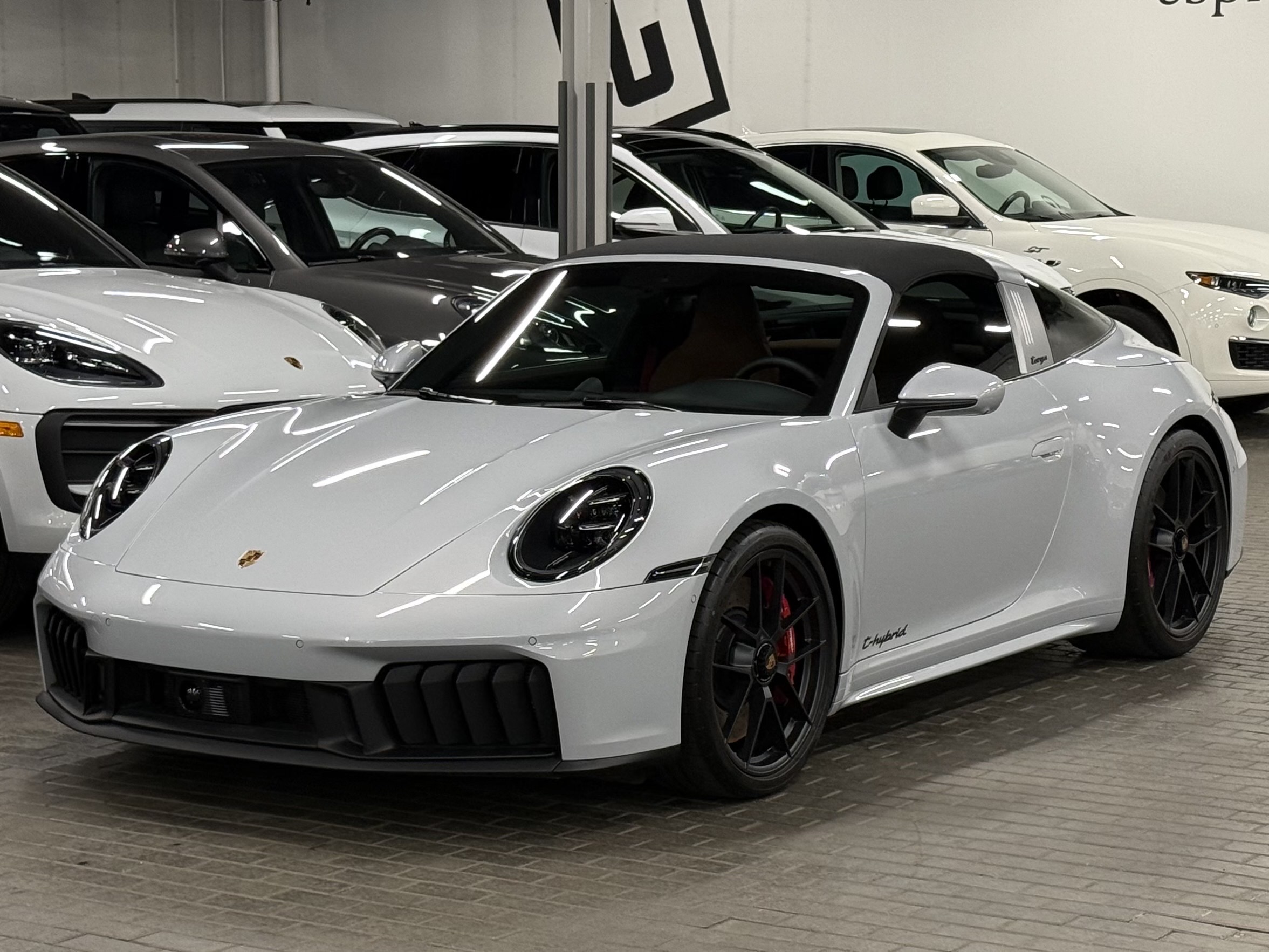 2025 Porsche 911 Targa 4 GTS