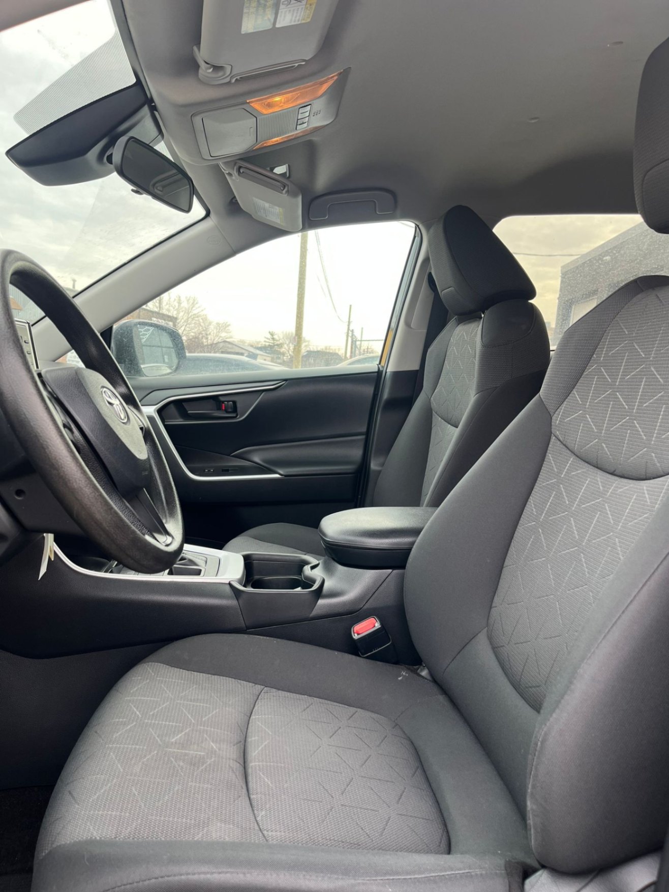 /carsbyjatin/2021-Toyota-RAV4-11960389994154719.jpg