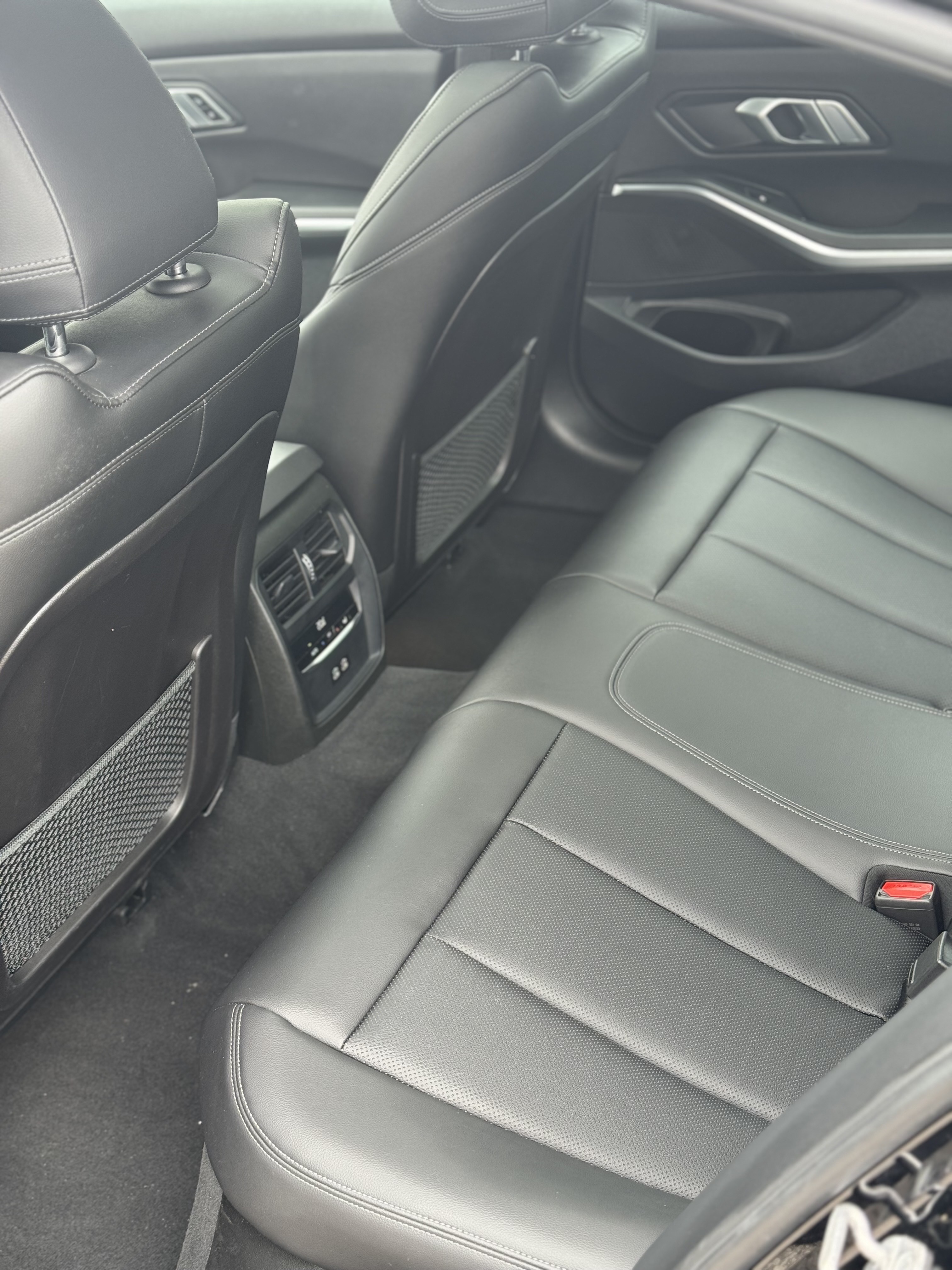 /carsbyjatin/2022-BMW-3Series-18290035160634233.jpg