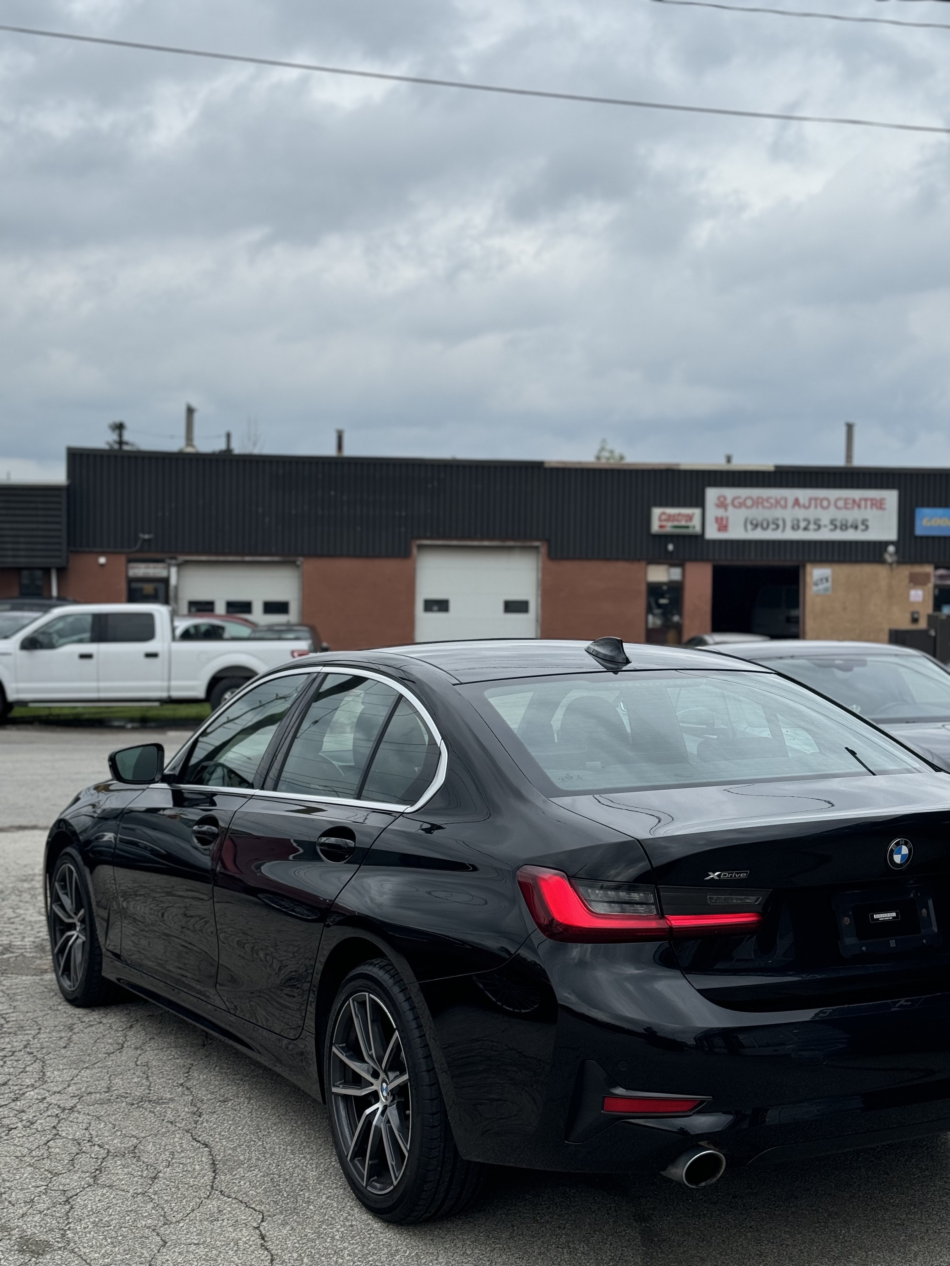 /carsbyjatin/2022-BMW-3Series-21222098642734744.jpg