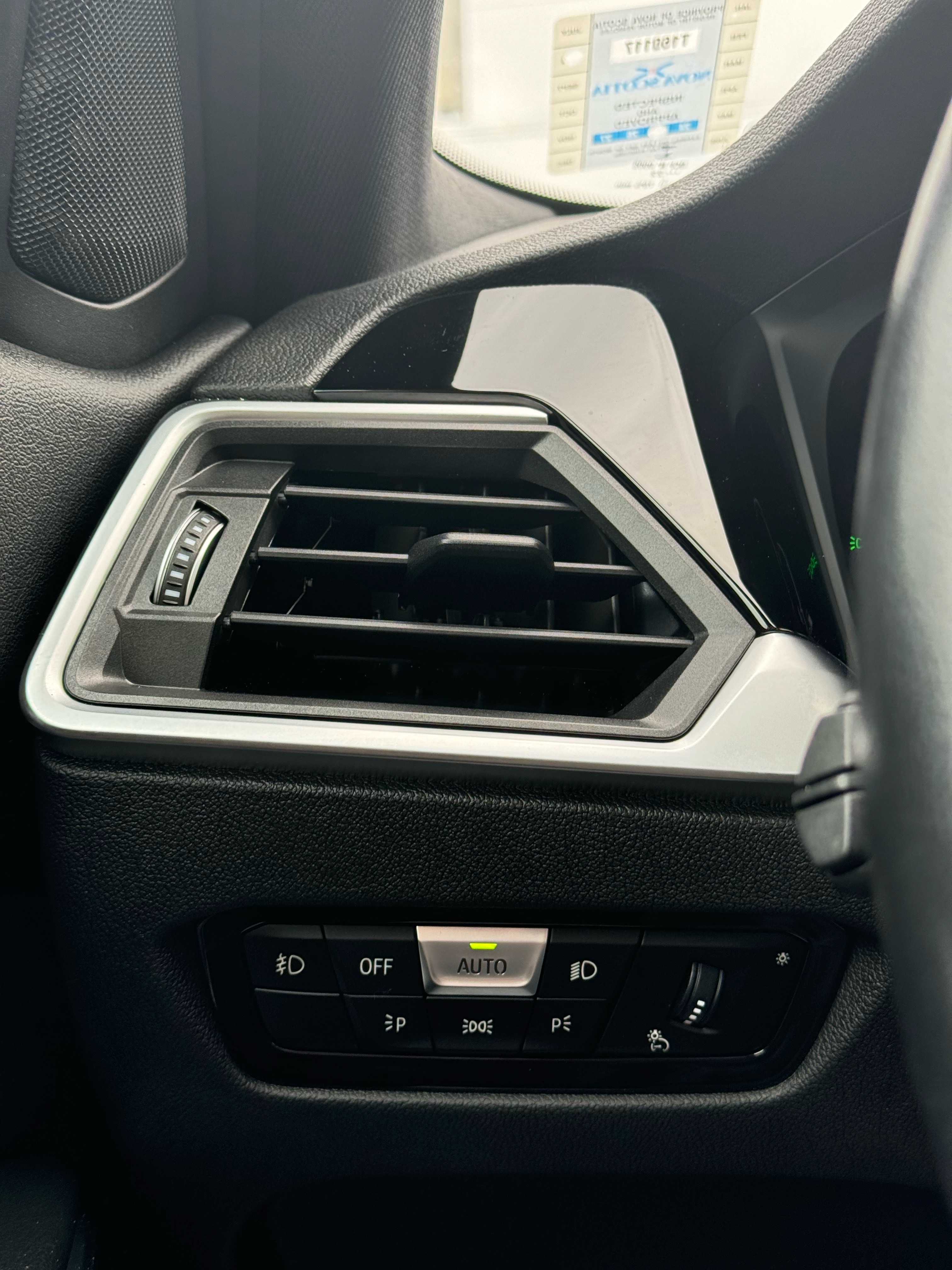 /carsbyjatin/2022-BMW-3Series-4893929982343741.jpg