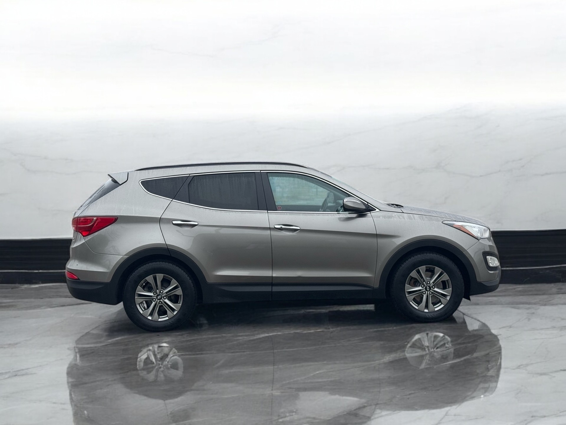 /carsbyjatintwo/2016-Hyundai-SantaFe-01290513468449861.jpg
