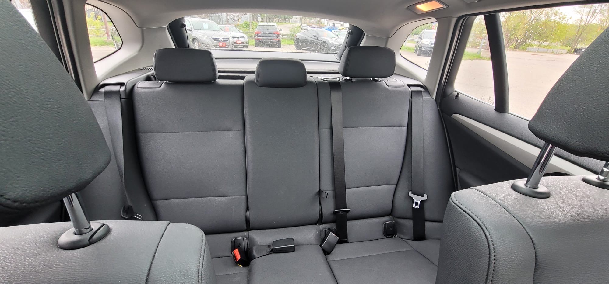 /carzrus/2015-BMW-X1-019138454576240305.jpg
