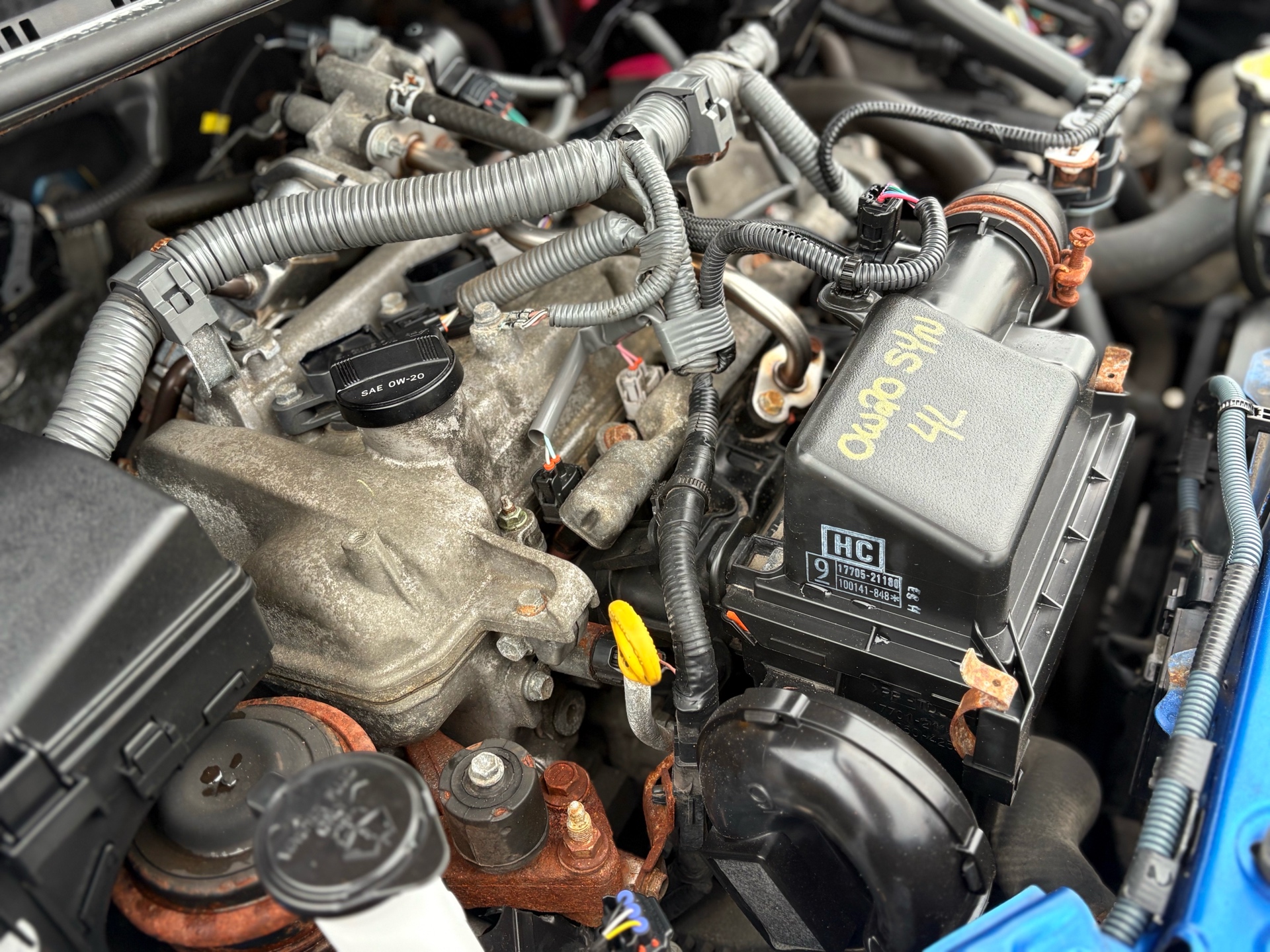 /carzrus/2015-Toyota-Priusc-8359763132155957.jpg