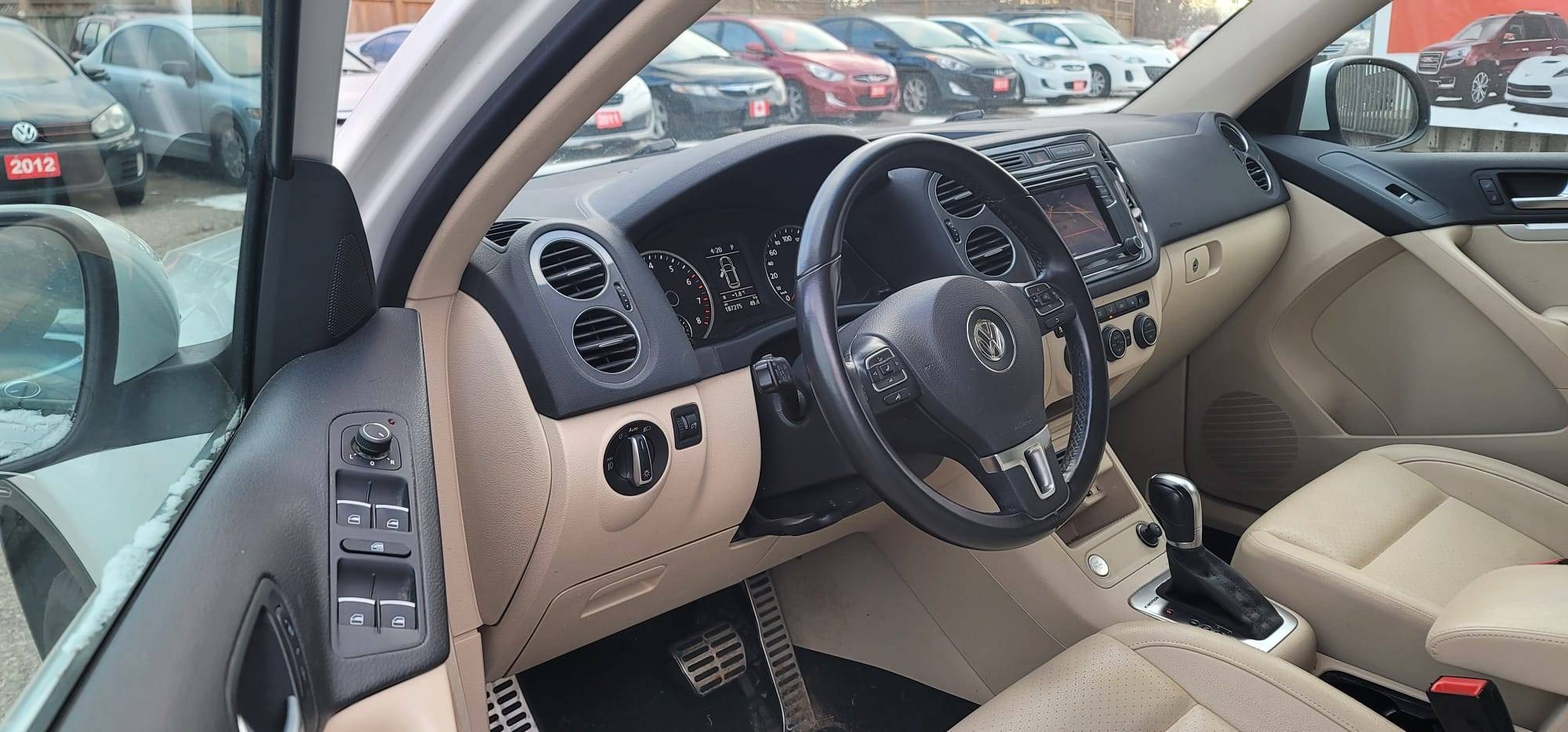 /carzrus/2016-Volkswagen-Tiguan-19587664730531285.jpg