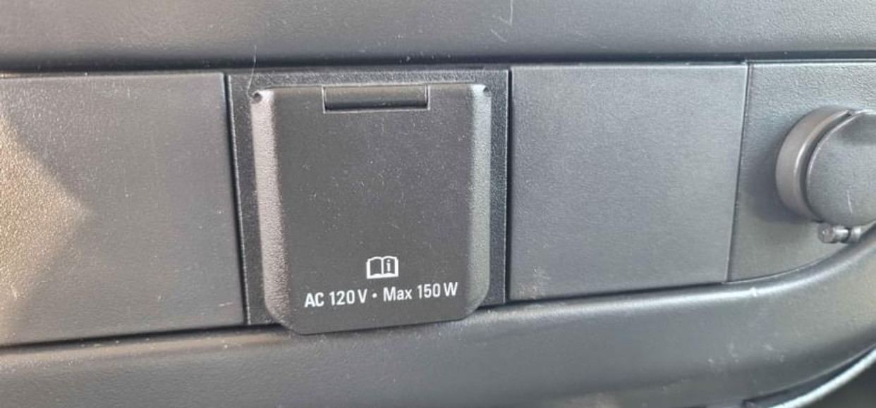 /carzrus/2017-Chevrolet-ExpressCargo-1147341150480845.jpg