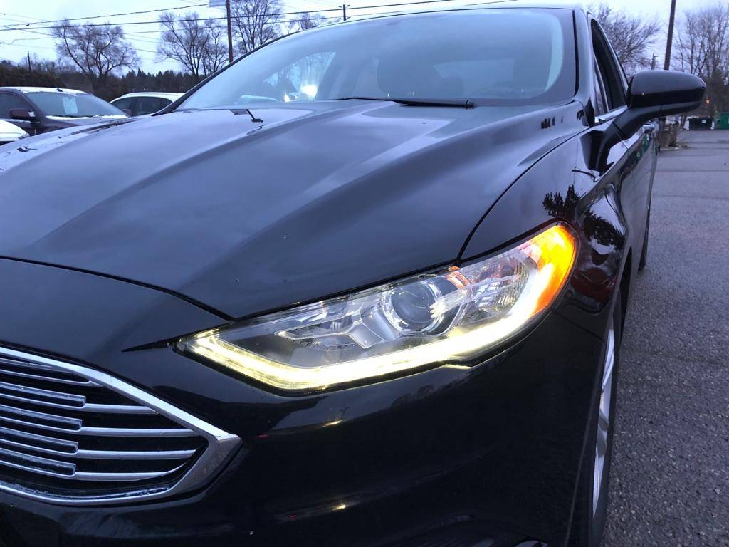 /carzrus/2018-Ford-Fusion-1835532186393316.jpg