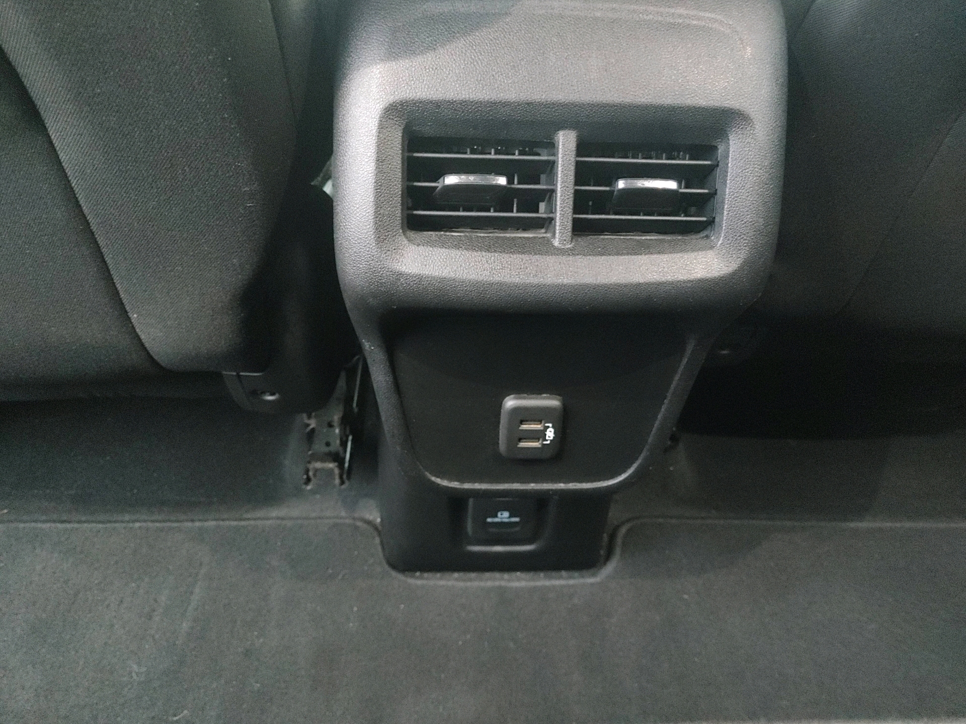 /carzrus/2019-Chevrolet-Equinox-6668797741722732.jpg