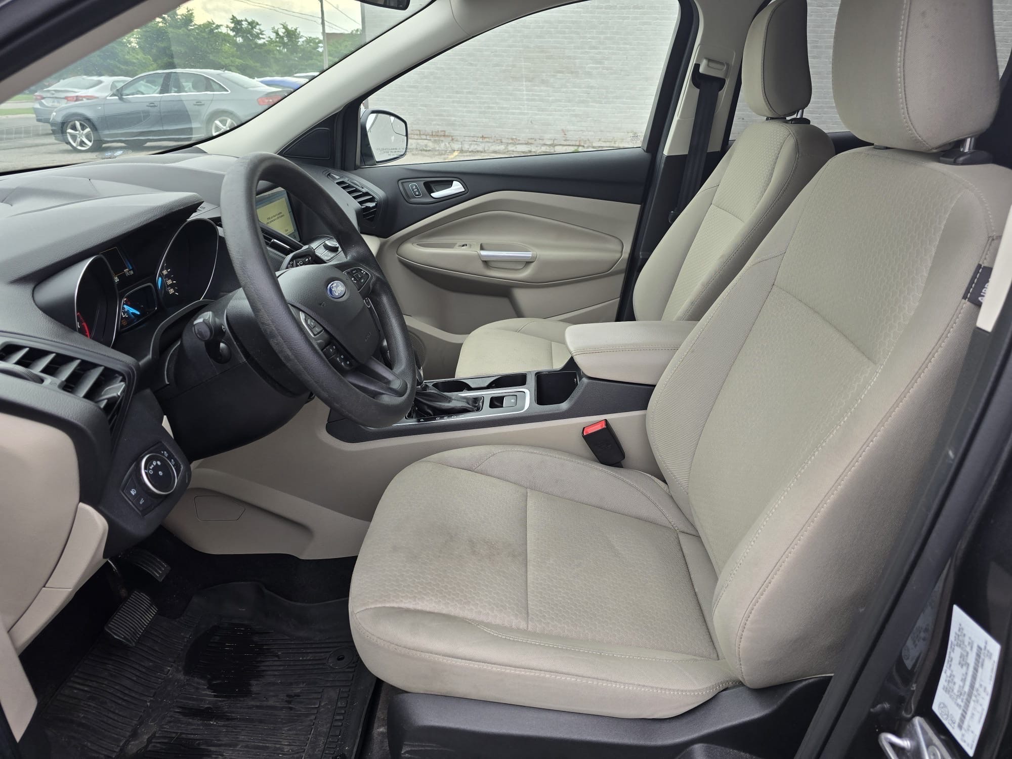 /carzrus/2019-Ford-Escape-2838299990537856.jpg