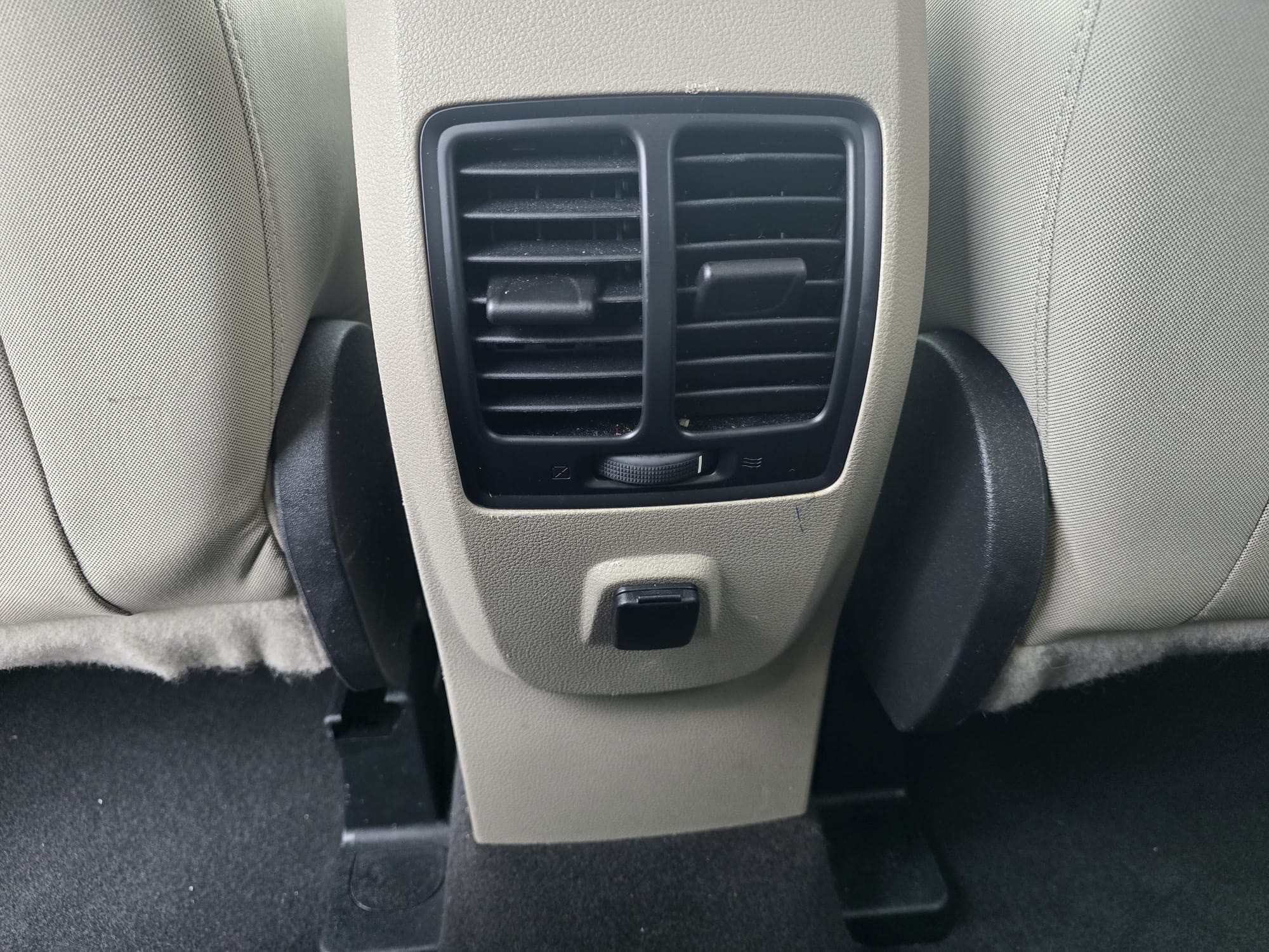 /carzrus/2019-Ford-Escape-9433495246268355.jpg
