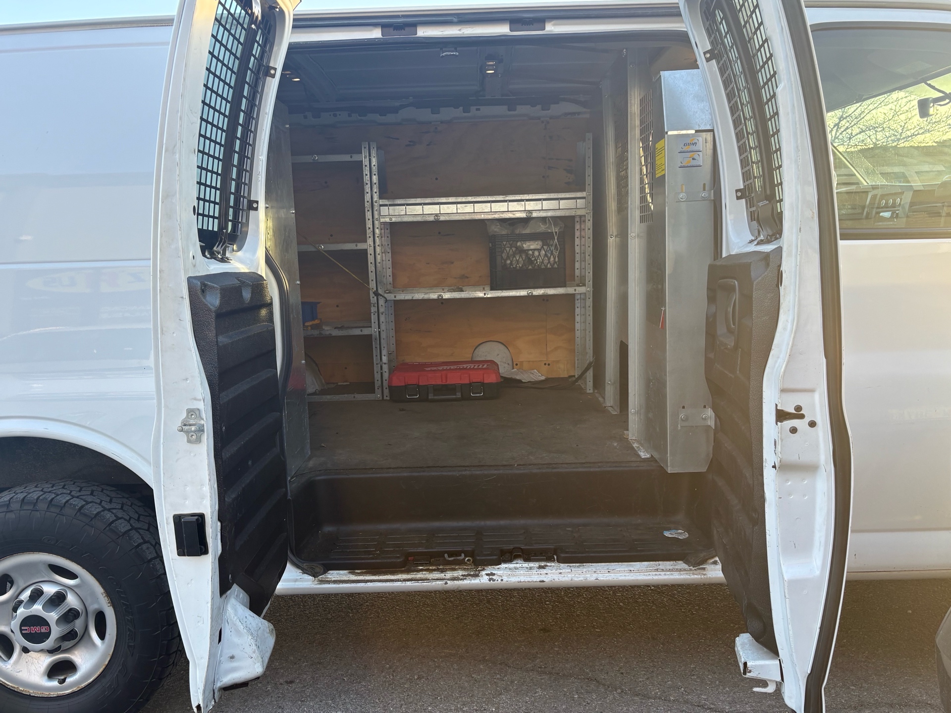 /carzrus/2019-GMC-Savana-7901809593450828.jpg