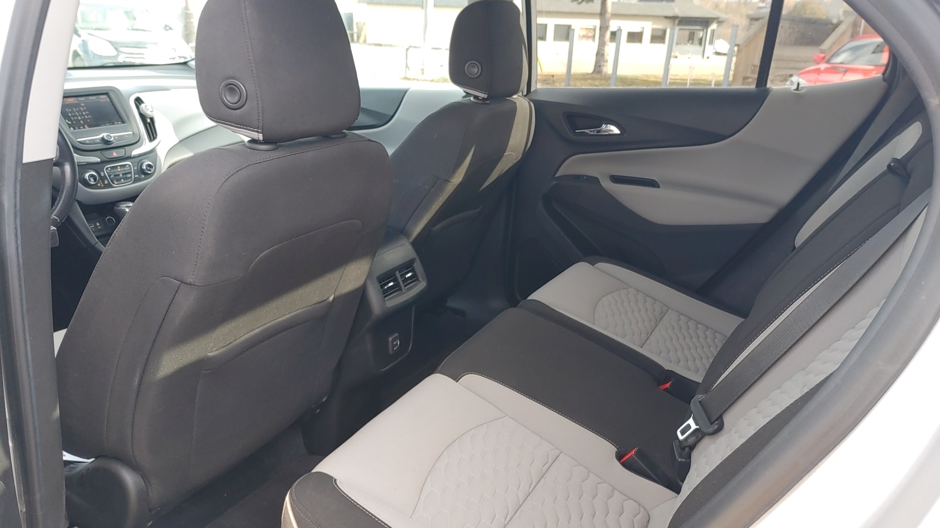 /carzrus/2020-Chevrolet-Equinox-21965272971277638.jpg