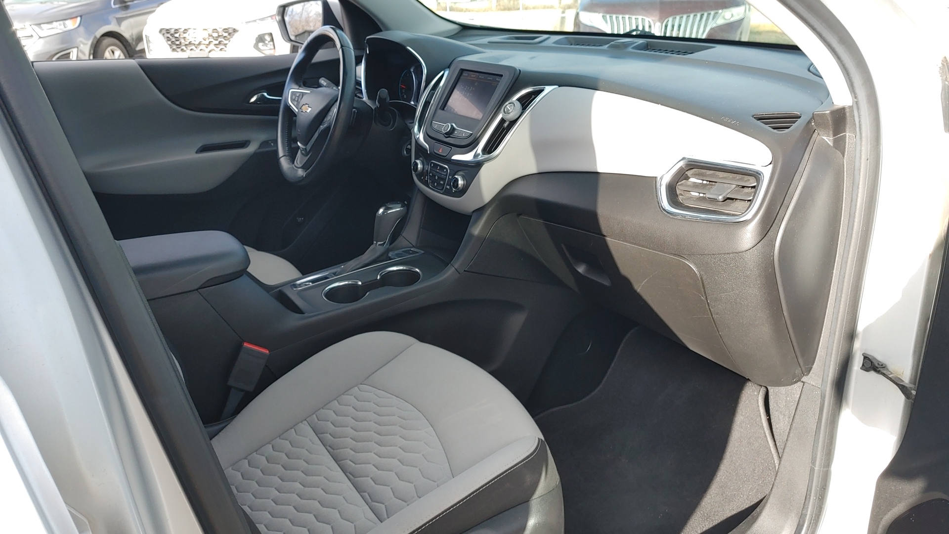 /carzrus/2020-Chevrolet-Equinox-3783235064674071.jpg