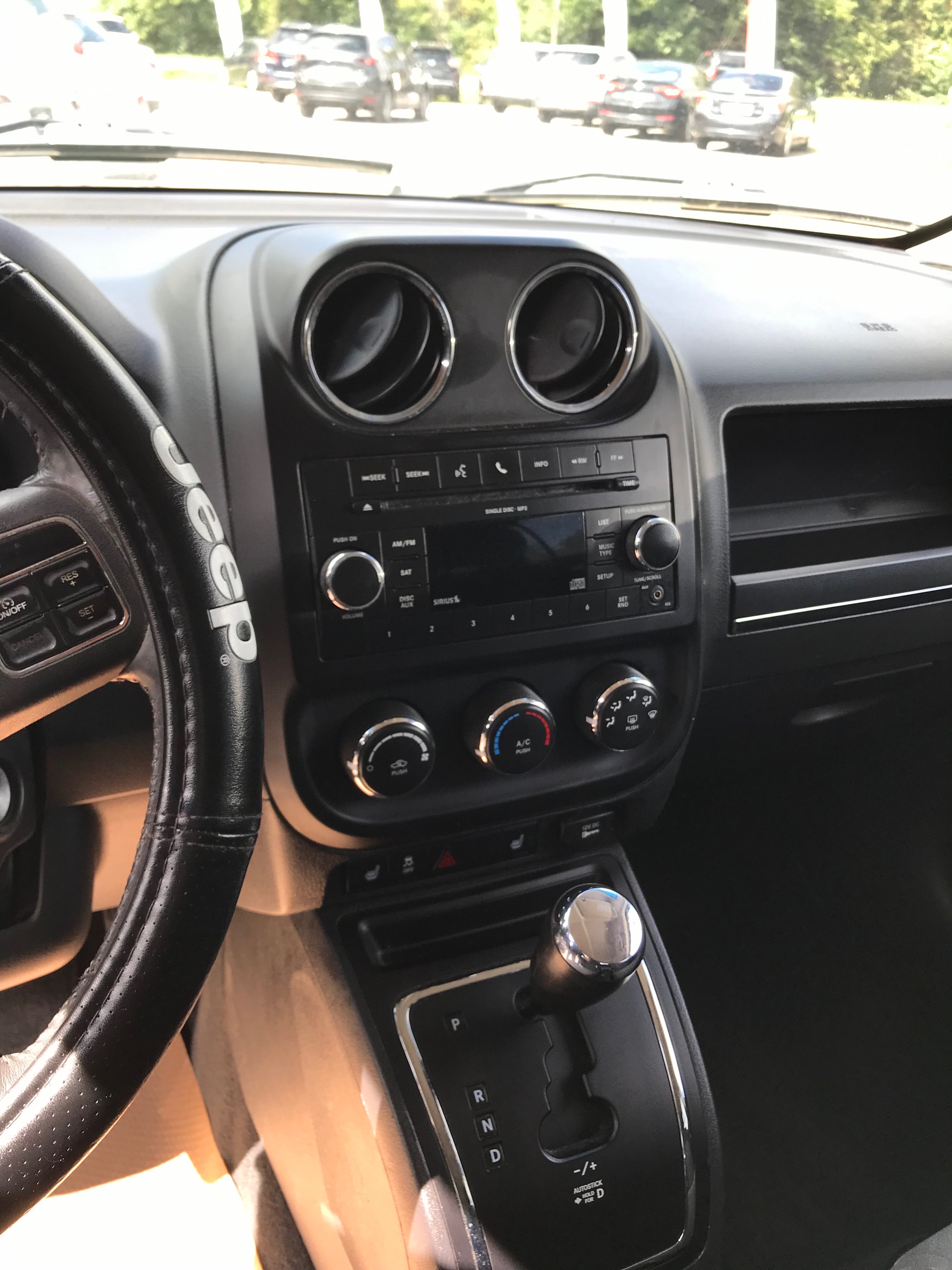 /caspianautosalesservices/2011-Jeep-Patriot-13085243168930694.jpg
