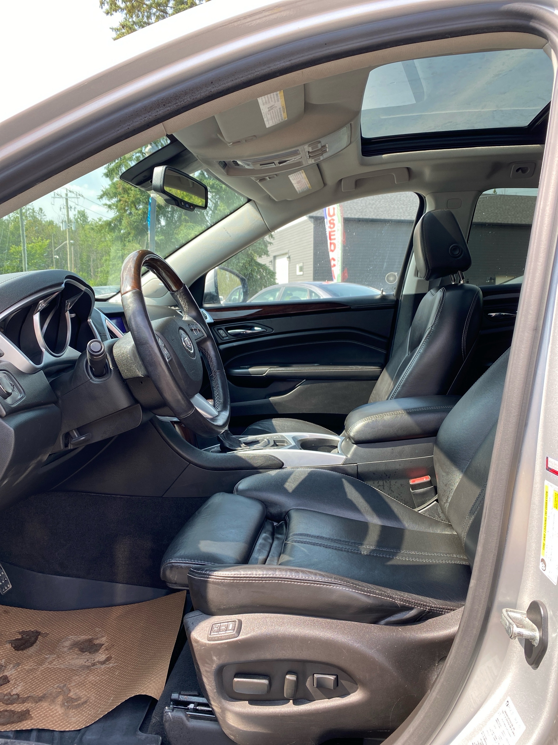 /caspianautosalesservices/2012-Cadillac-SRX-608959328031141.jpg