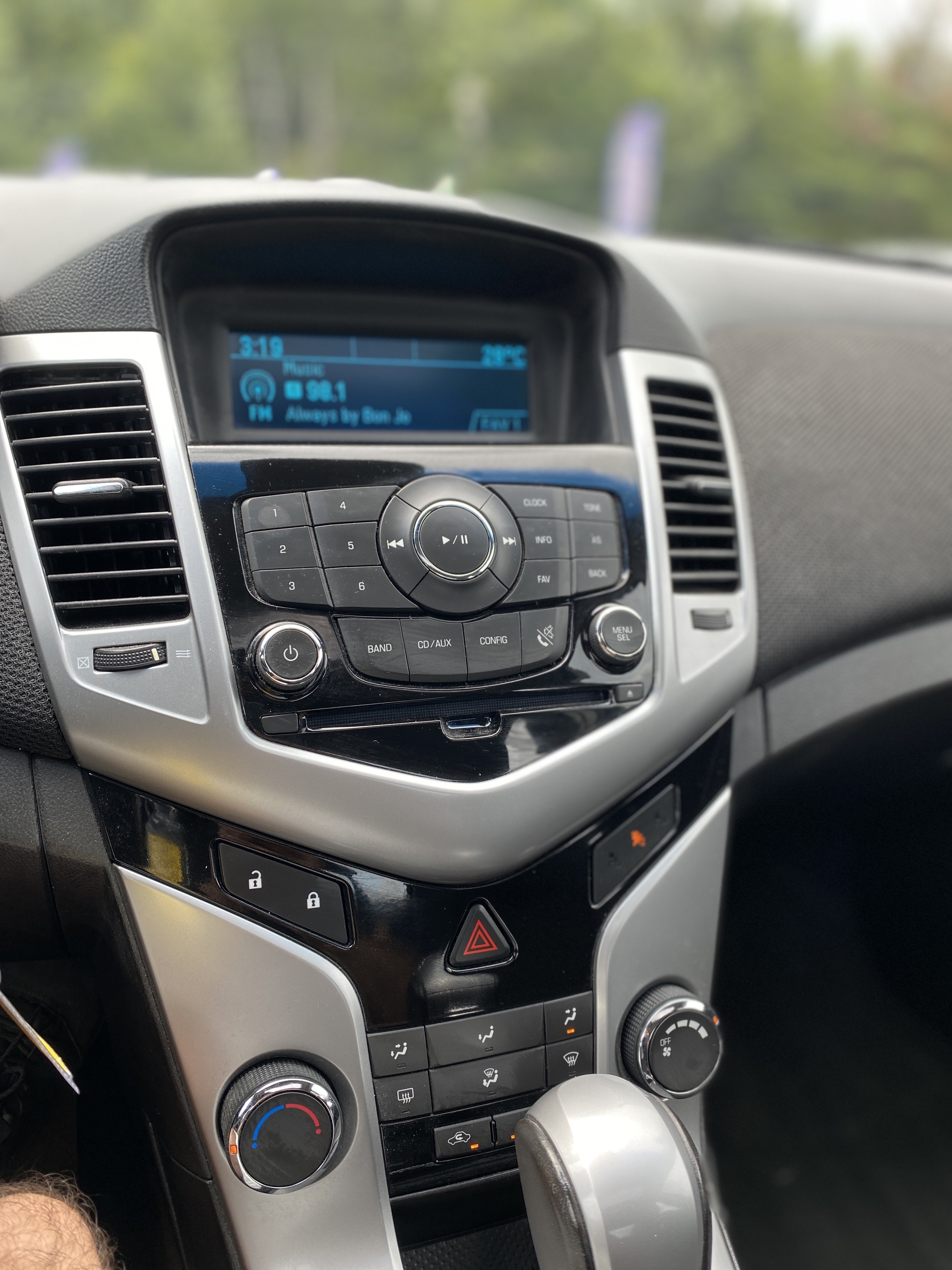/caspianautosalesservices/2012-Chevrolet-Cruze-9322934293840828.jpg
