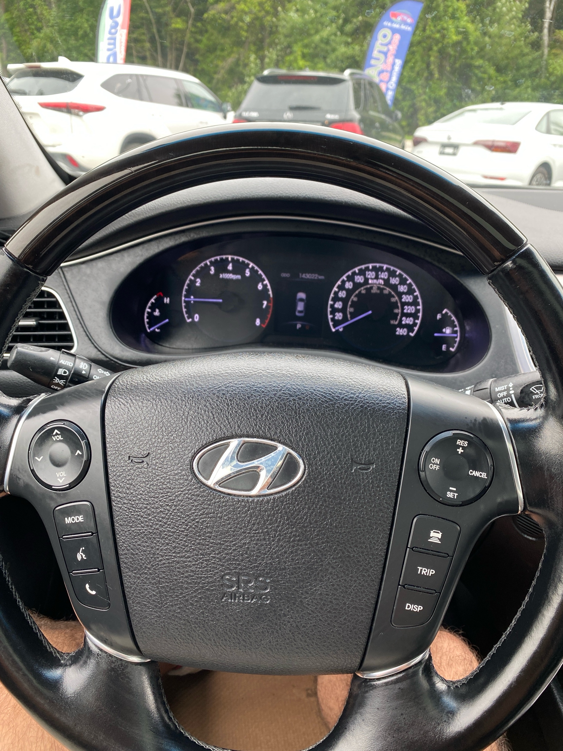 /caspianautosalesservices/2012-Hyundai-Genesis-17692930021498943.jpg