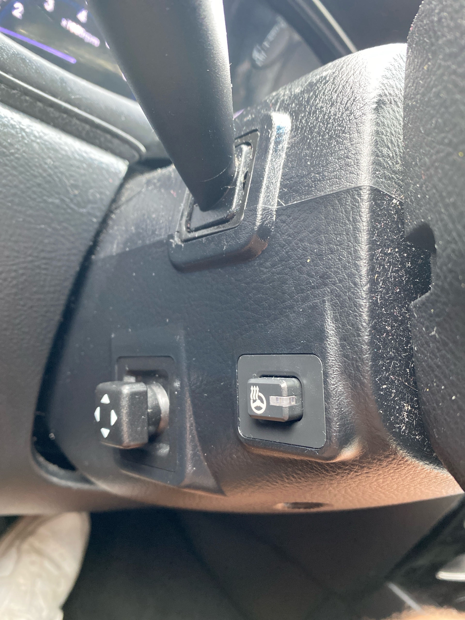 /caspianautosalesservices/2012-Hyundai-Genesis-8499464528443388.jpg