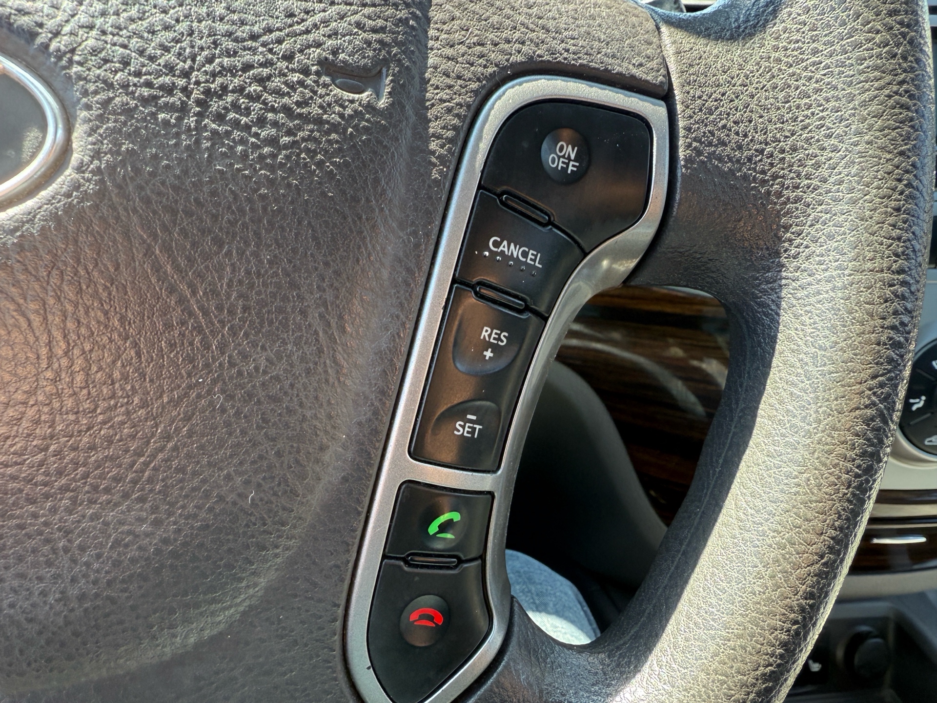 /caspianautosalesservices/2012-Hyundai-SantaFe-20219873495314444.jpg