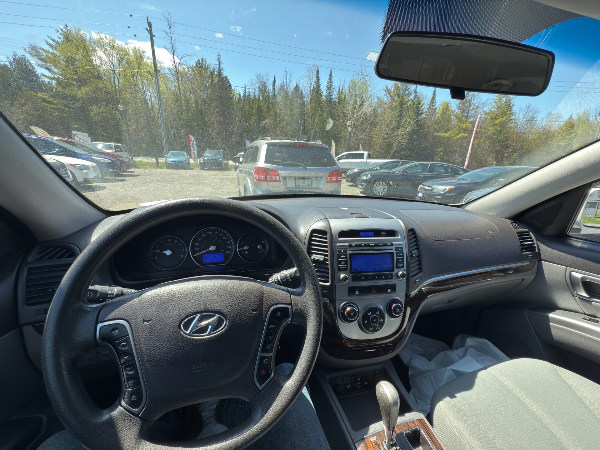 /caspianautosalesservices/2012-Hyundai-SantaFe-8245132239355217.jpg