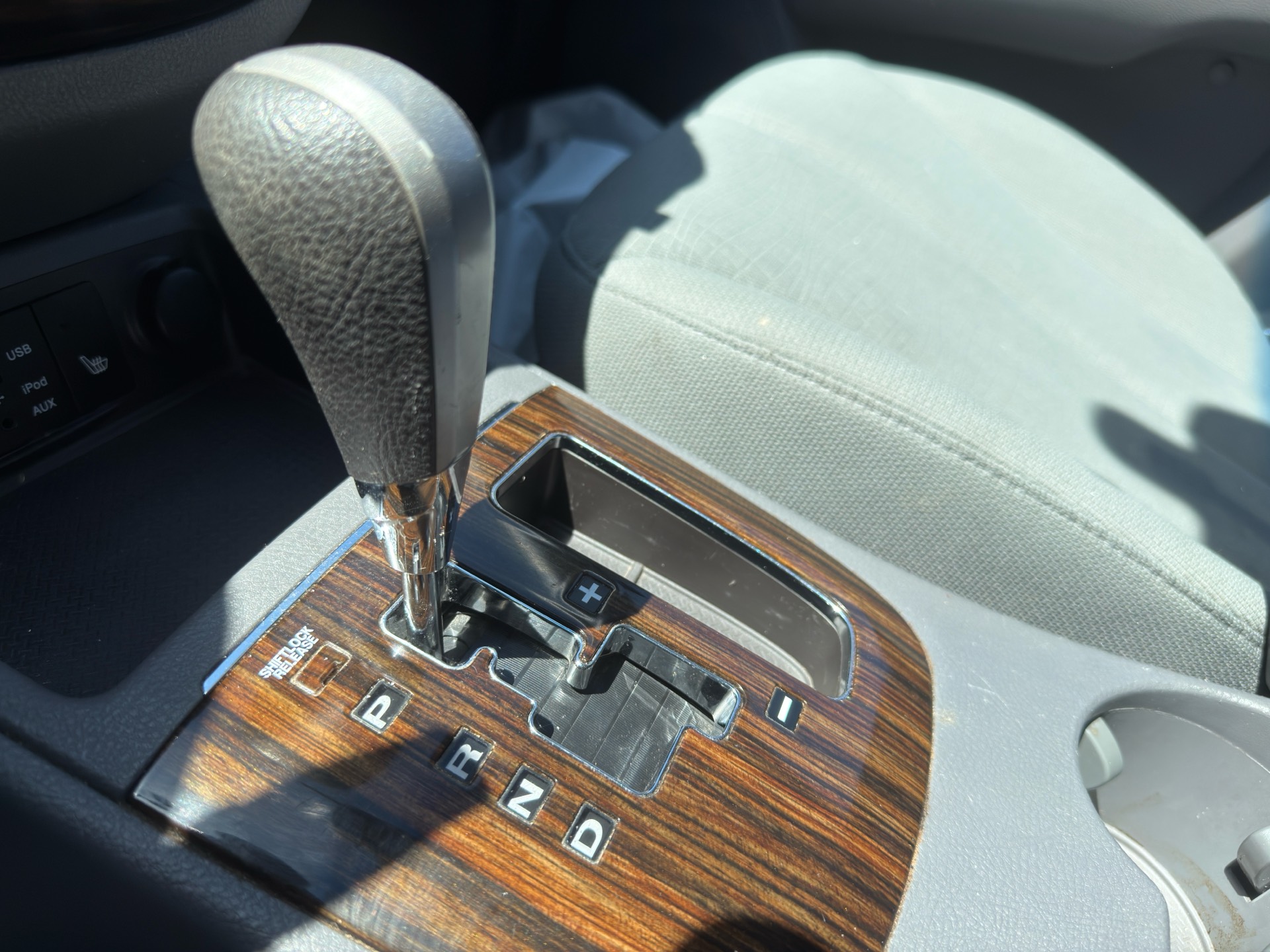 /caspianautosalesservices/2012-Hyundai-SantaFe-940829860007236.jpg