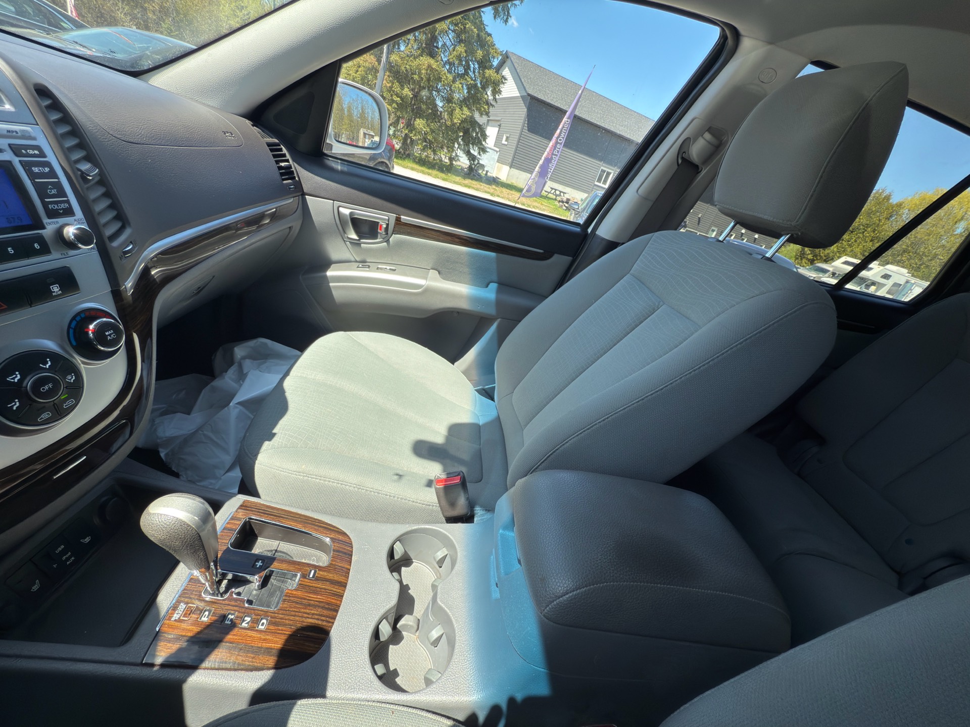 /caspianautosalesservices/2012-Hyundai-SantaFe-9702270313231274.jpg