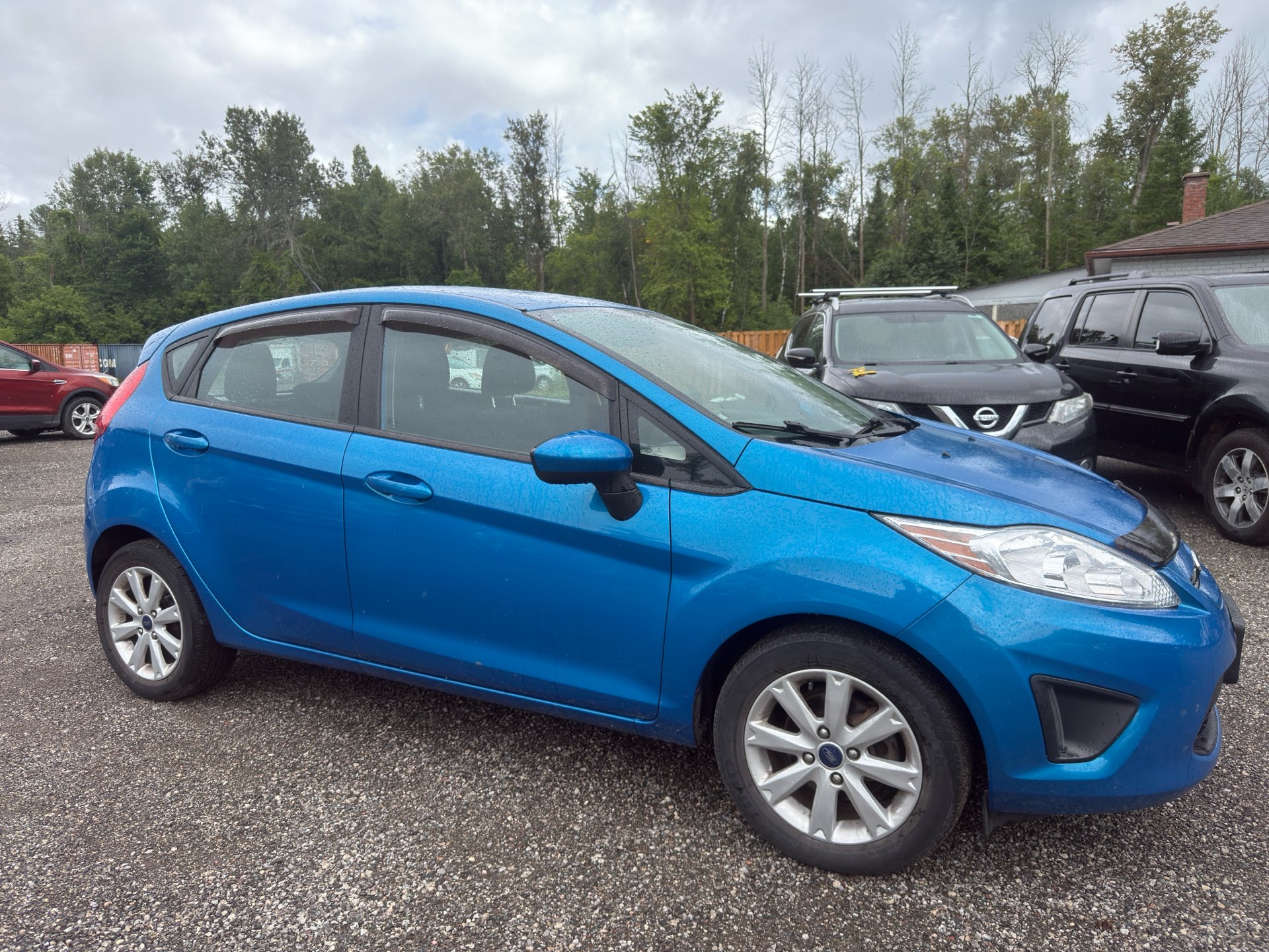 /caspianautosalesservices/2013-Ford-Fiesta-5480540128977305.jpg