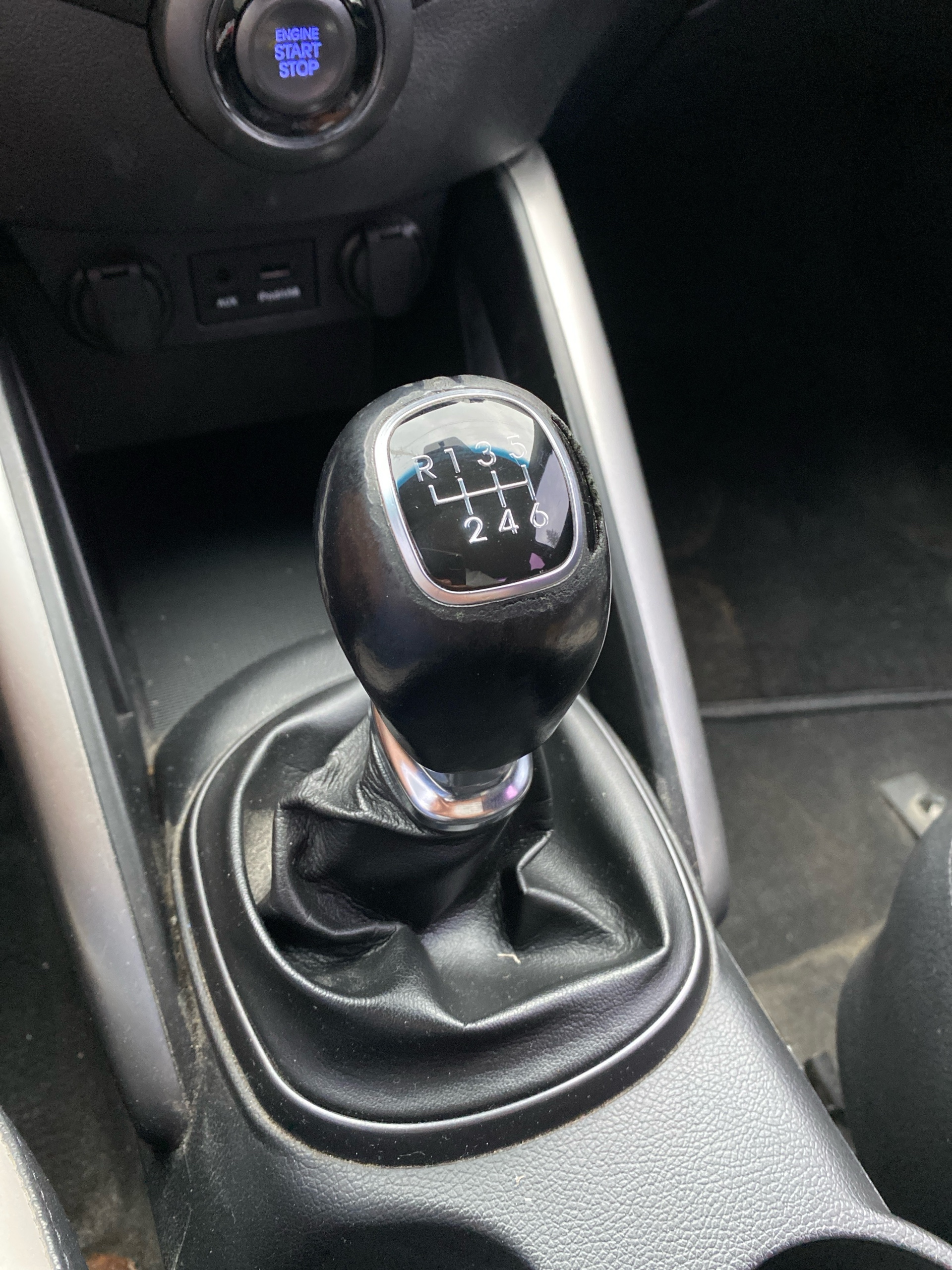 /caspianautosalesservices/2013-Hyundai-Veloster-7087950343064409.jpg