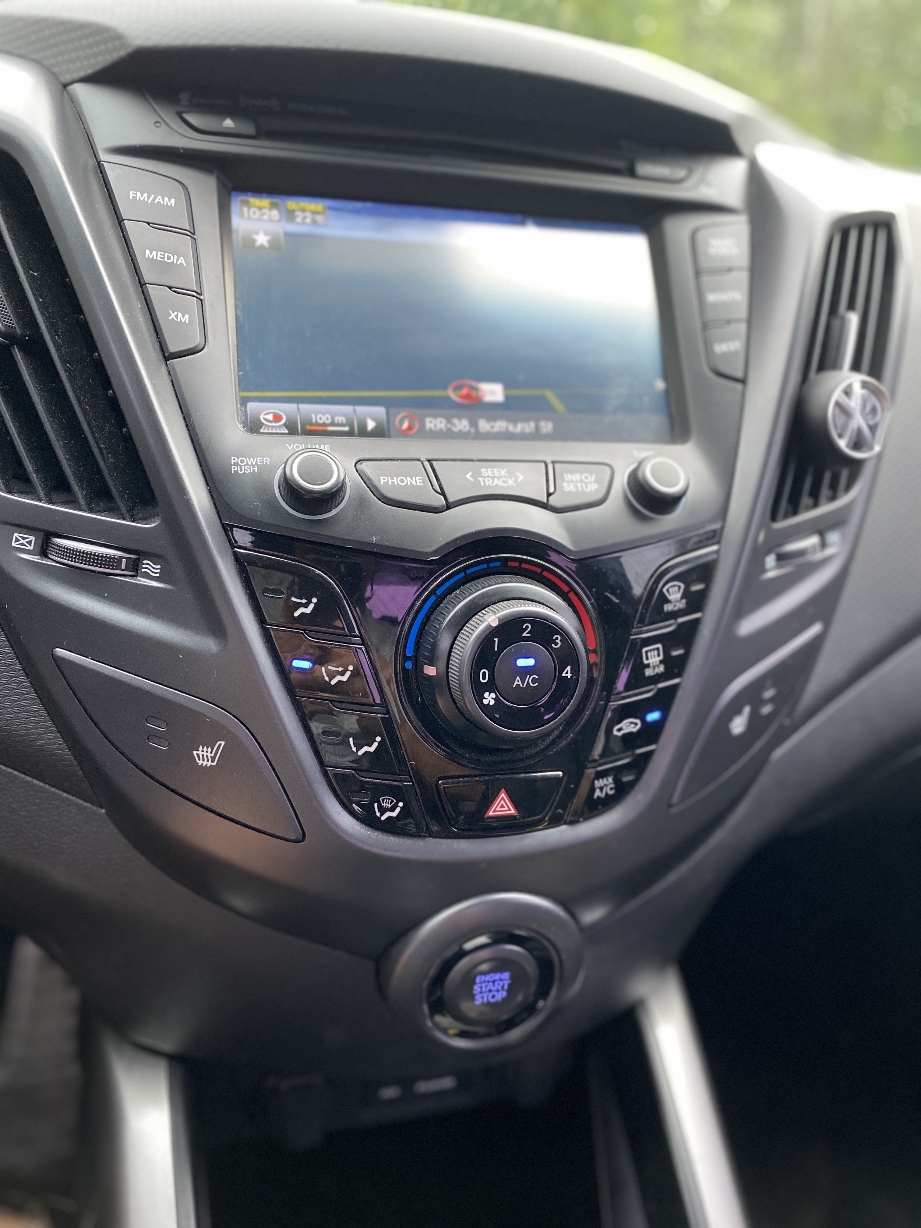 /caspianautosalesservices/2013-Hyundai-Veloster-8298640746217629.jpg
