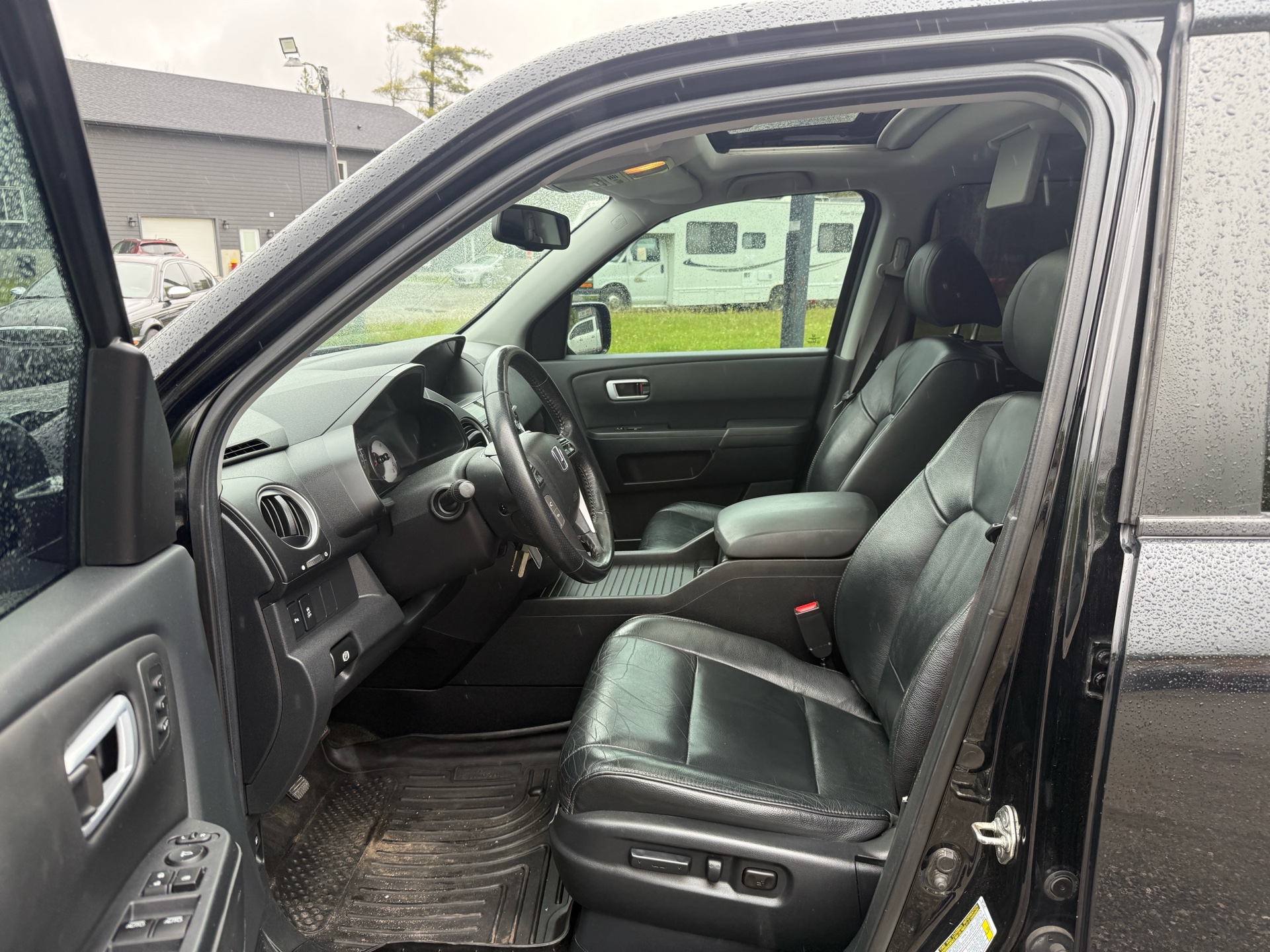 /caspianautosalesservices/2014-Honda-Pilot-11649497980395984.jpg