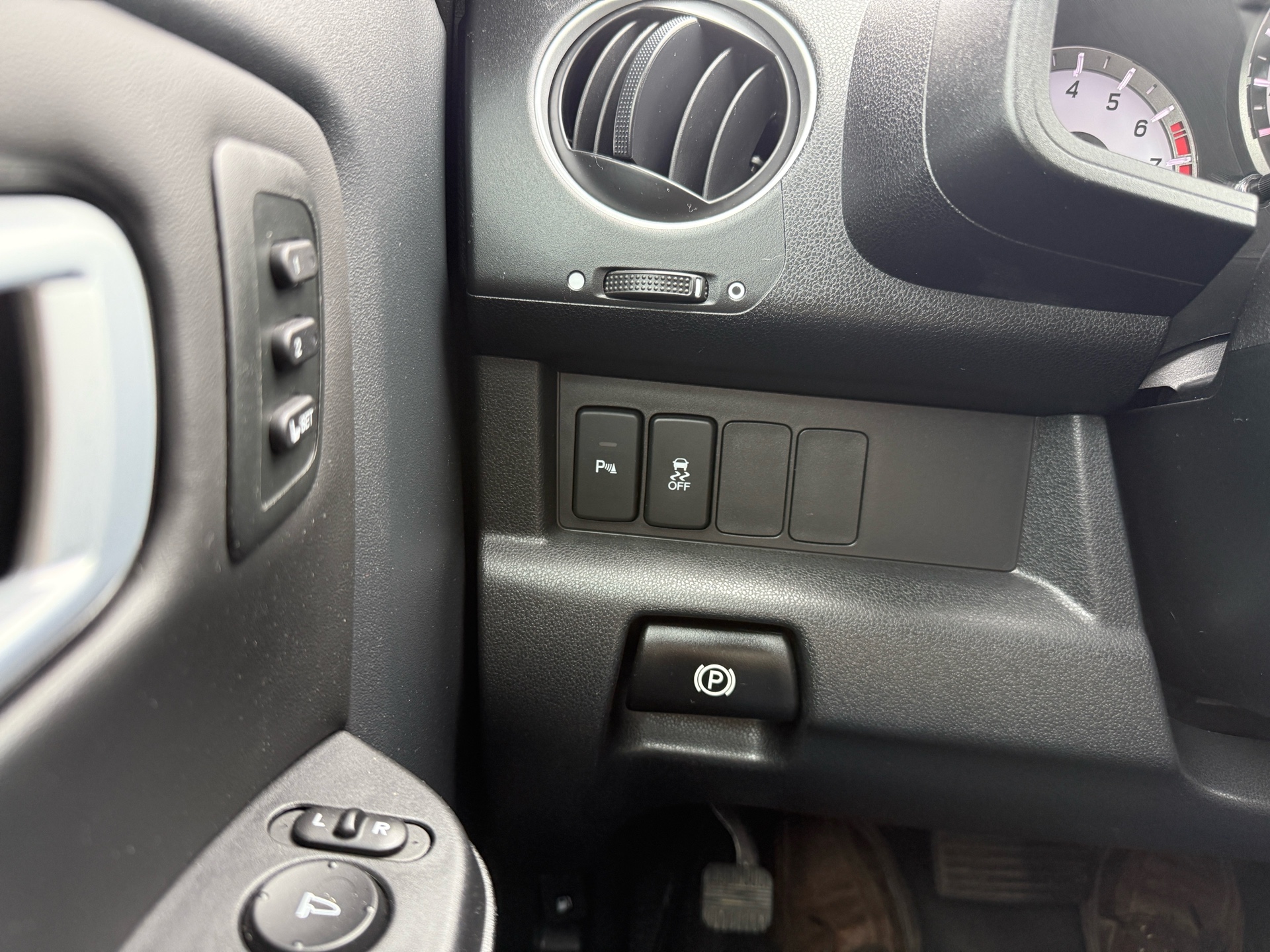 /caspianautosalesservices/2014-Honda-Pilot-2280107636940758.jpg