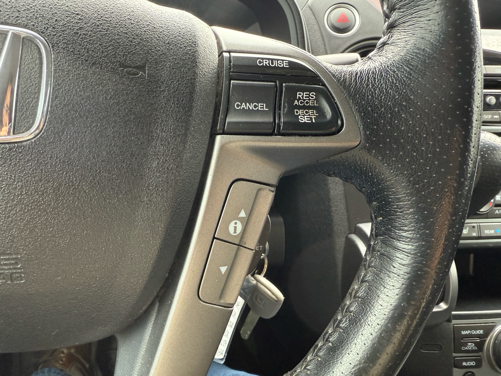 /caspianautosalesservices/2014-Honda-Pilot-7049940399916477.jpg