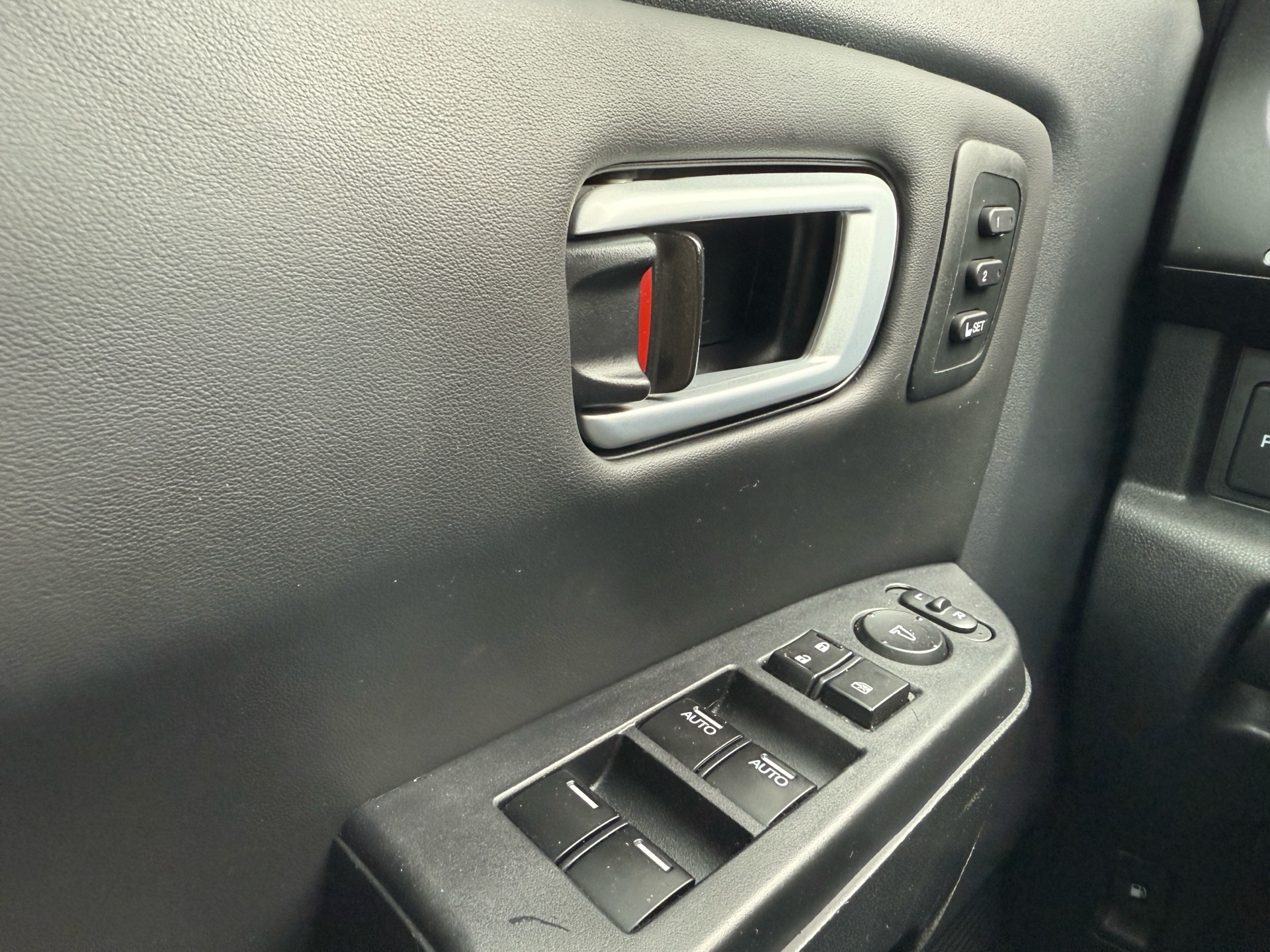 /caspianautosalesservices/2014-Honda-Pilot-8074939934267336.jpg