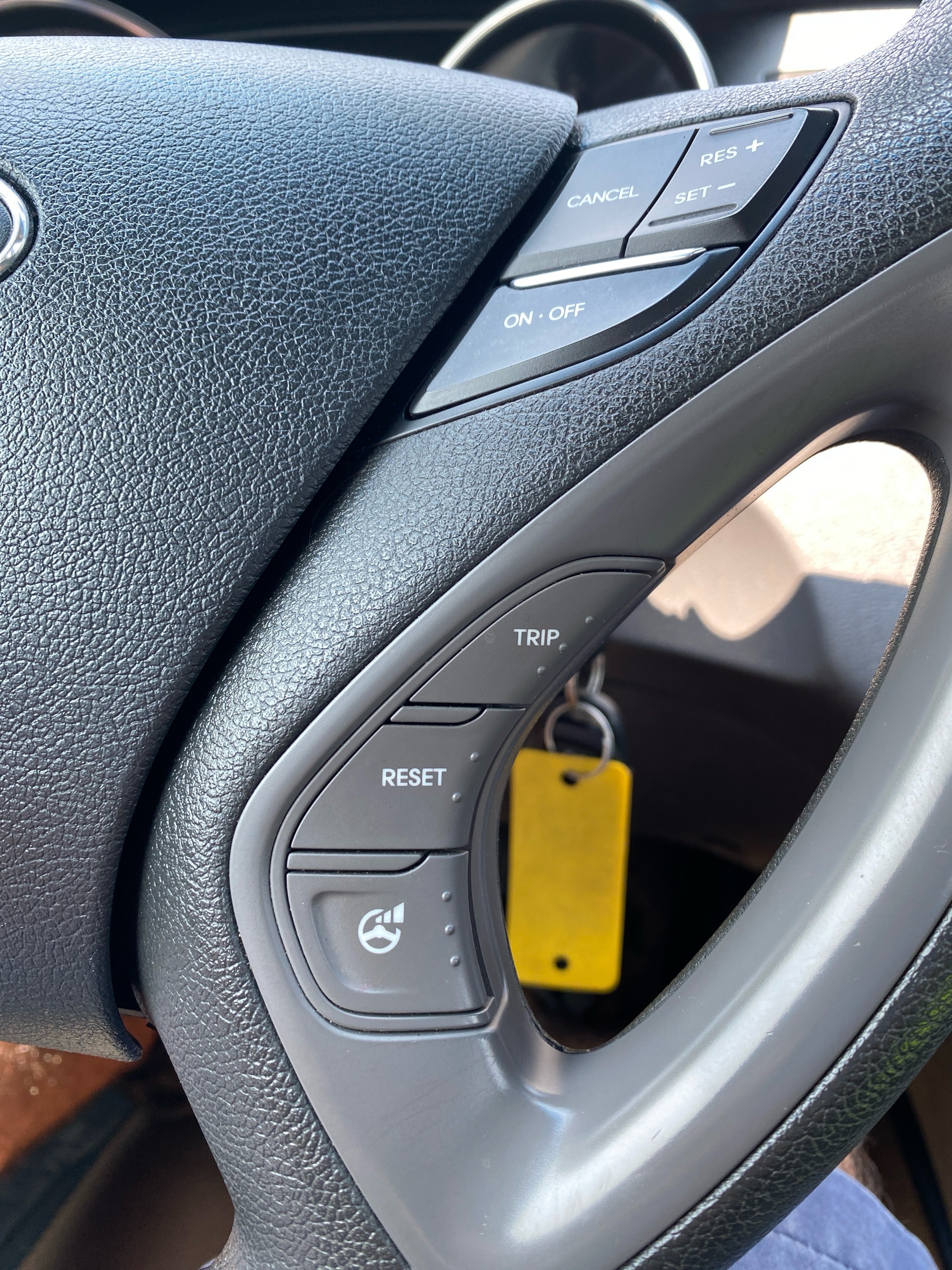 /caspianautosalesservices/2014-Hyundai-Sonata-0015934412758904504.jpg