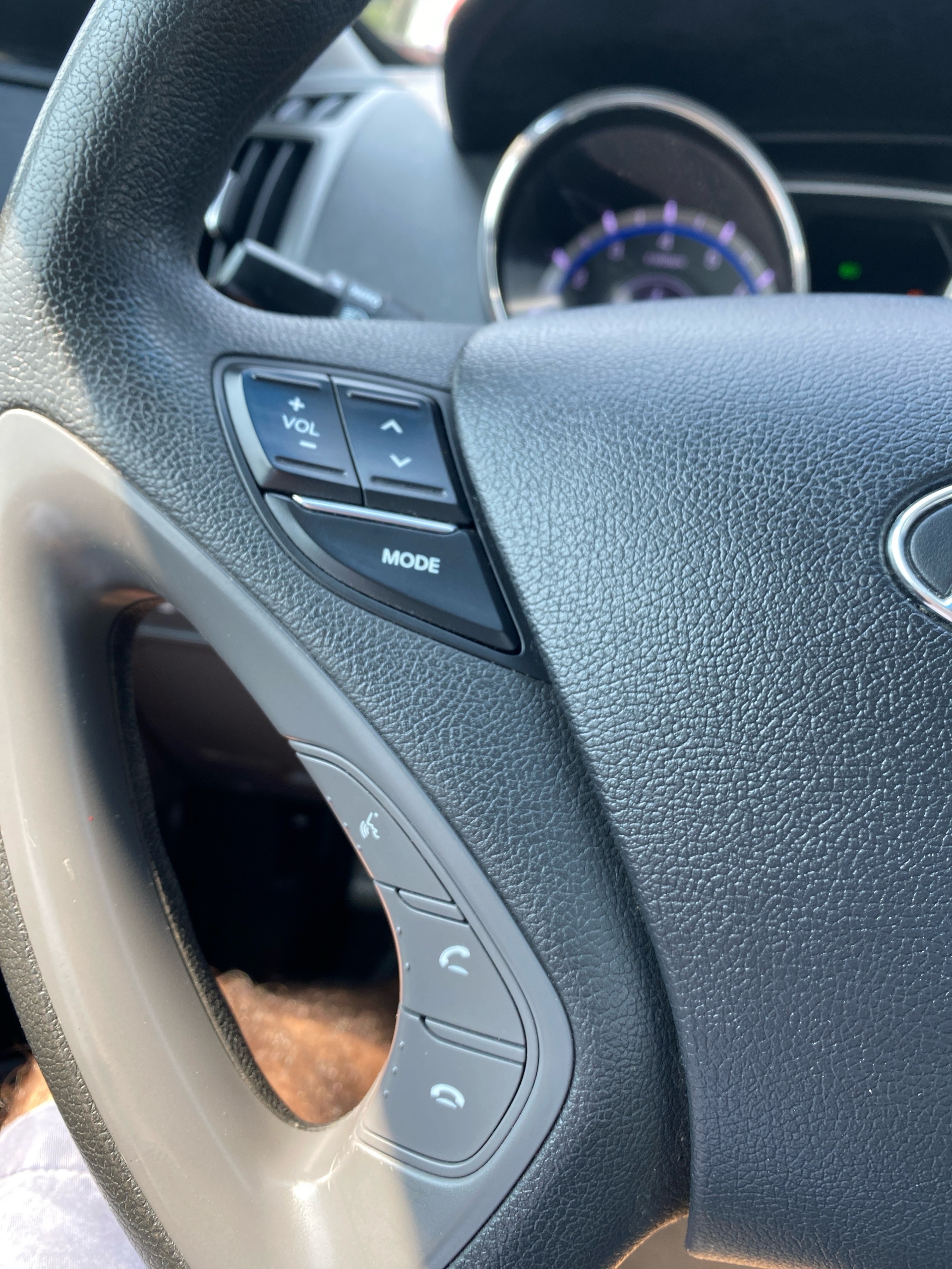 /caspianautosalesservices/2014-Hyundai-Sonata-7705552384597638.jpg