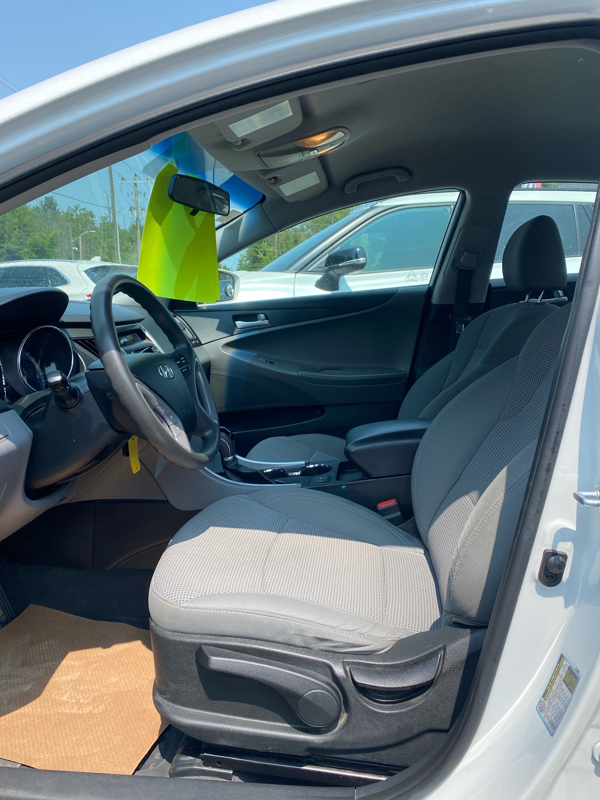 /caspianautosalesservices/2014-Hyundai-Sonata-8208109012997236.jpg