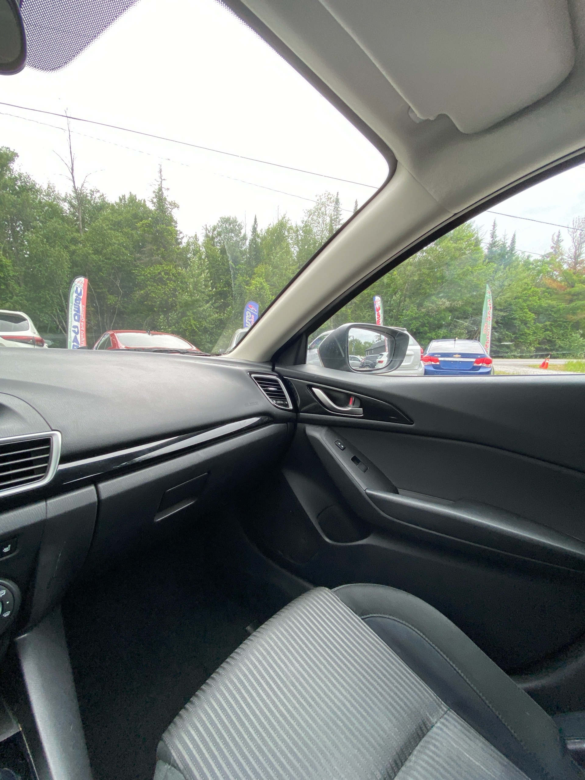 /caspianautosalesservices/2014-Mazda-Mazda3-860000957621359.jpg