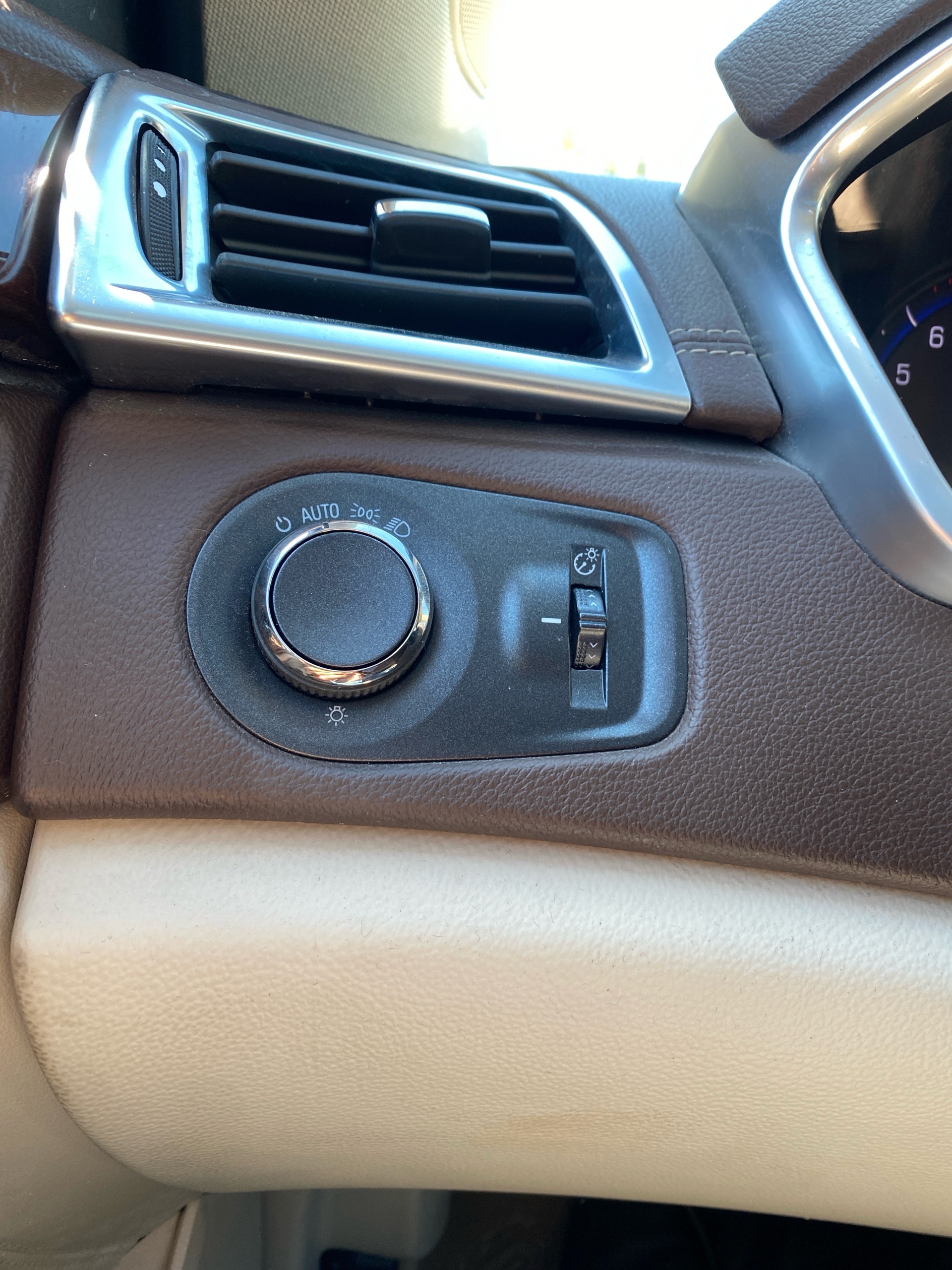 /caspianautosalesservices/2015-Cadillac-SRX-5769589843448926.jpg