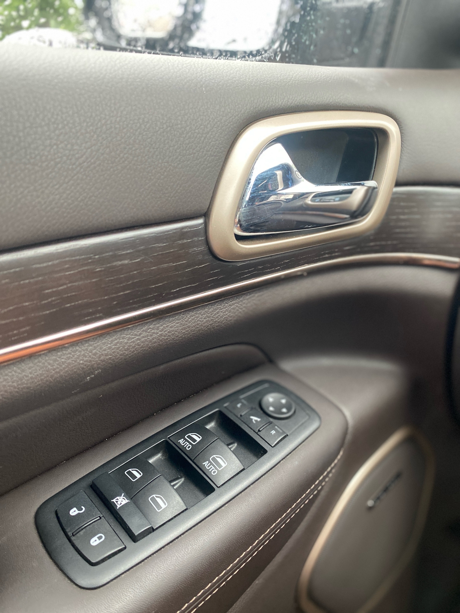 /caspianautosalesservices/2015-Jeep-GrandCherokee-6018314257280717.jpg