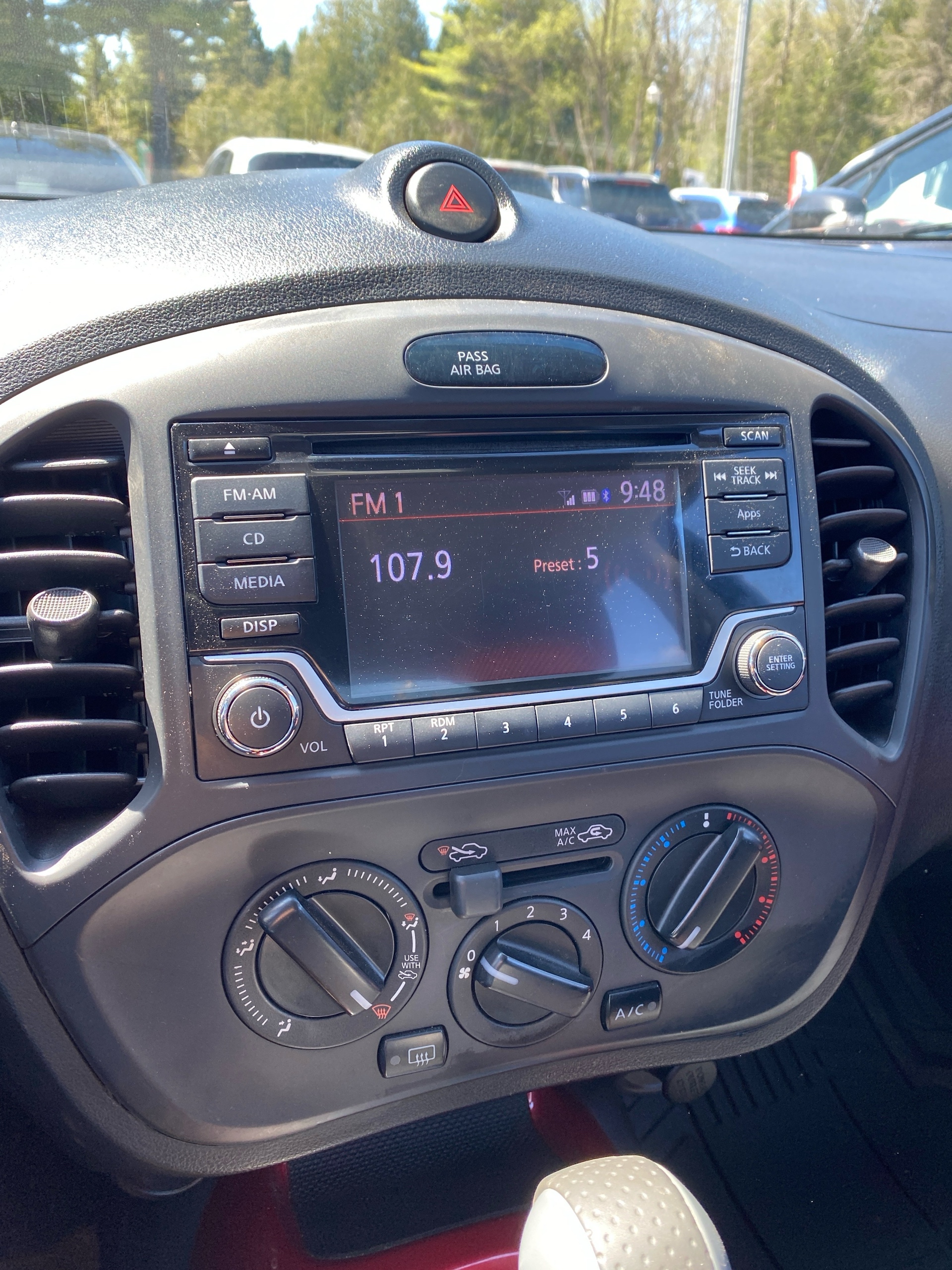 /caspianautosalesservices/2015-Nissan-Juke-37384102217124937.jpg