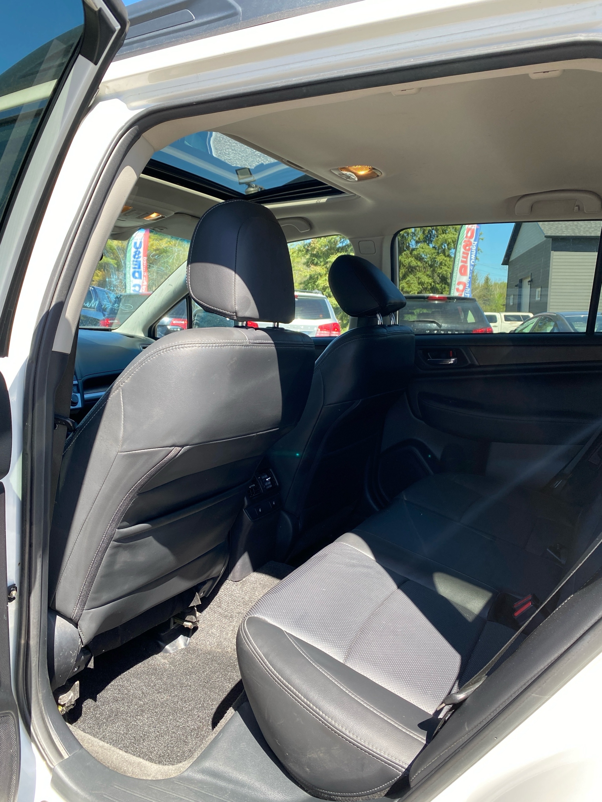 /caspianautosalesservices/2015-Subaru-Outback-4593497392115129.jpg