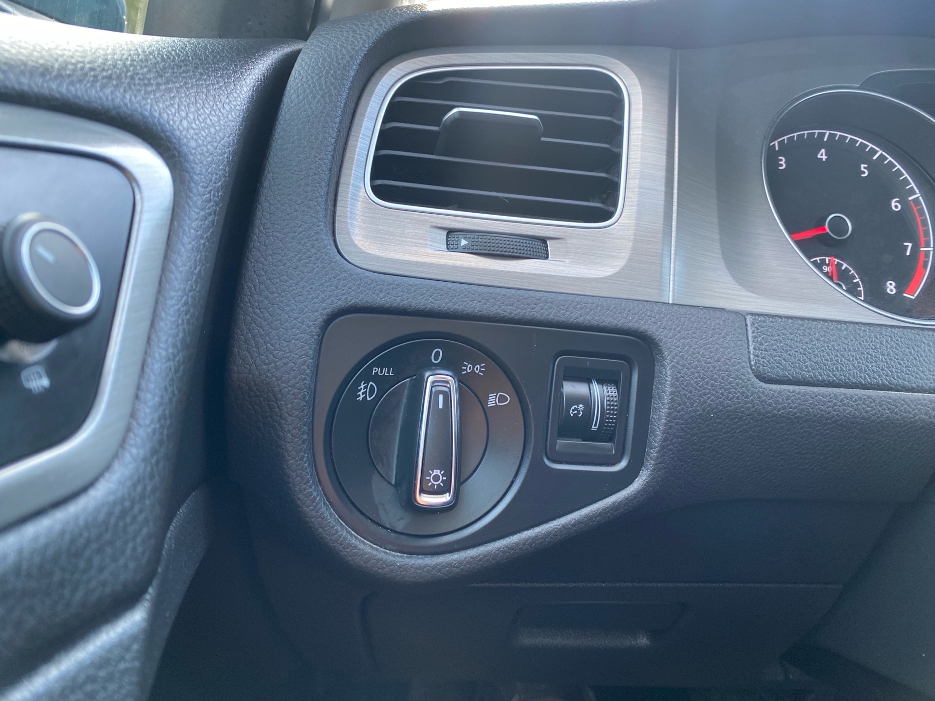 /caspianautosalesservices/2017-VOLKSWAGEN-GOLFSPORTWAGEN-4490127422217698.jpg