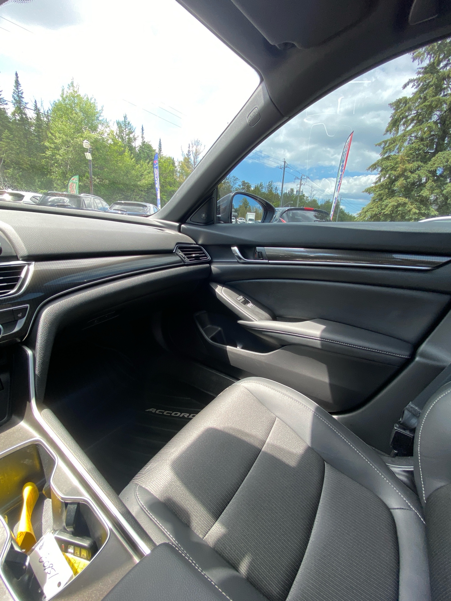 /caspianautosalesservices/2021-Honda-Accord-31977472224025427.jpg